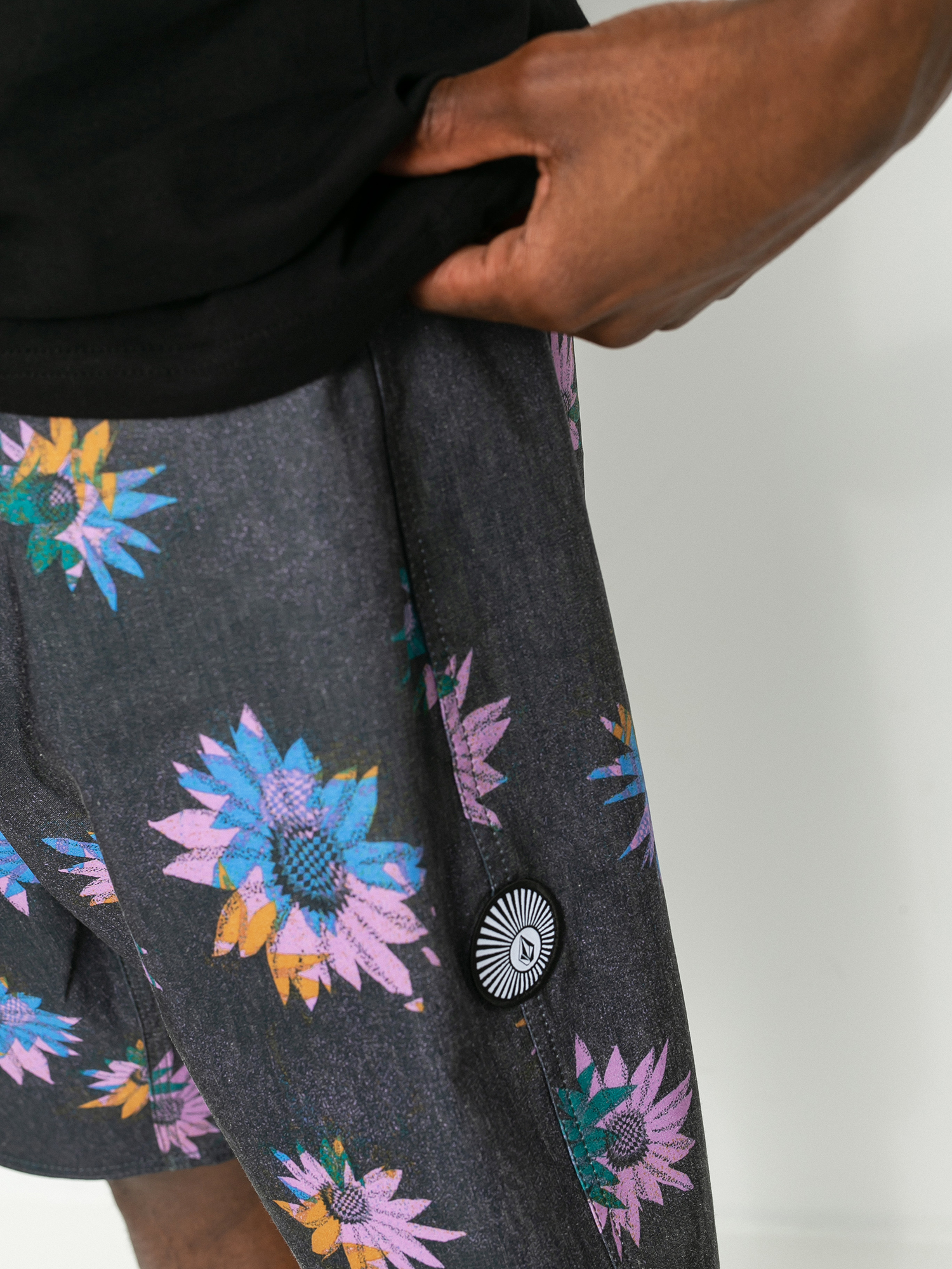 Volcom Natural Visions Stoney 19 Boardshorts (black)