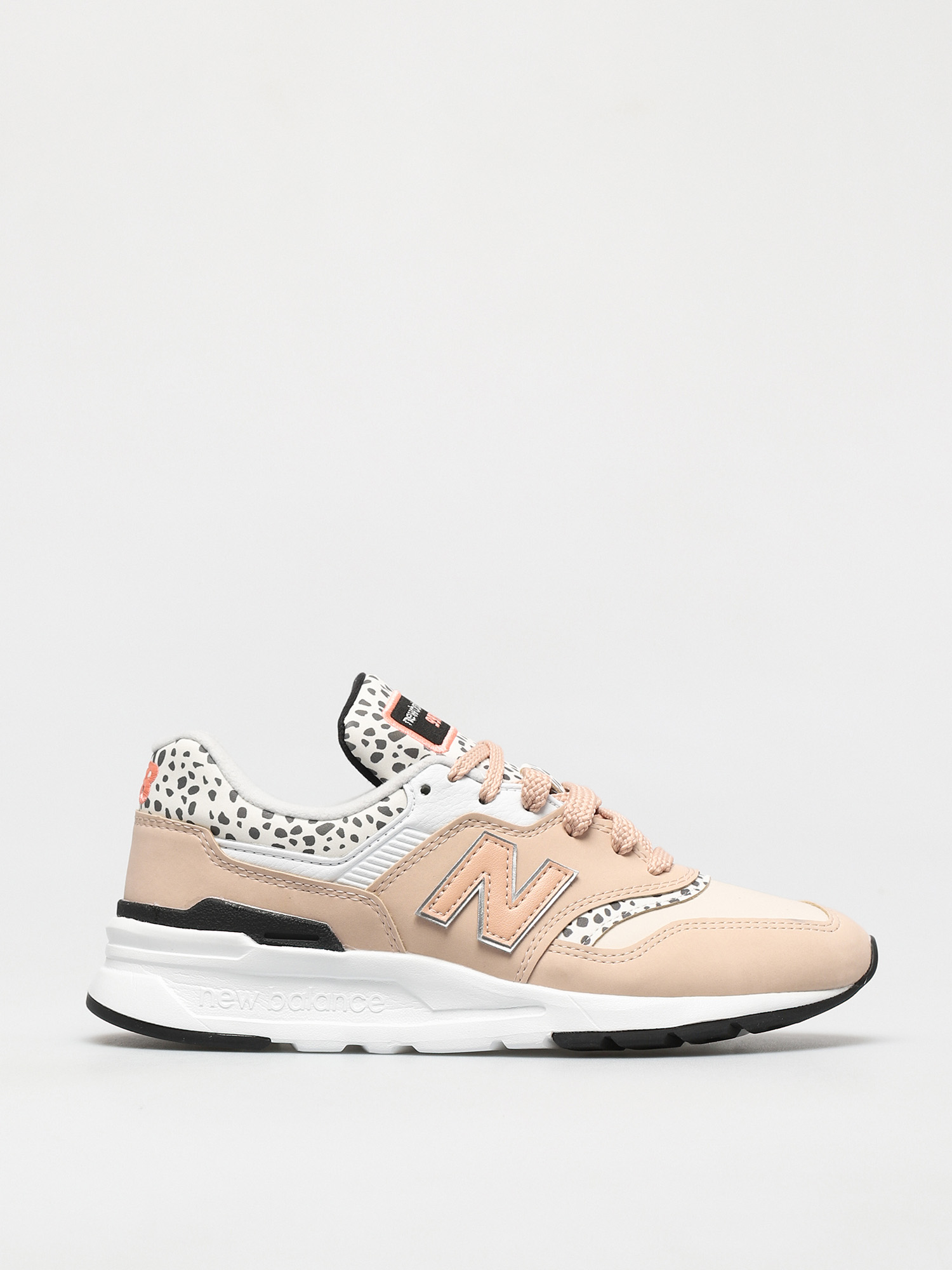 light pink new balance