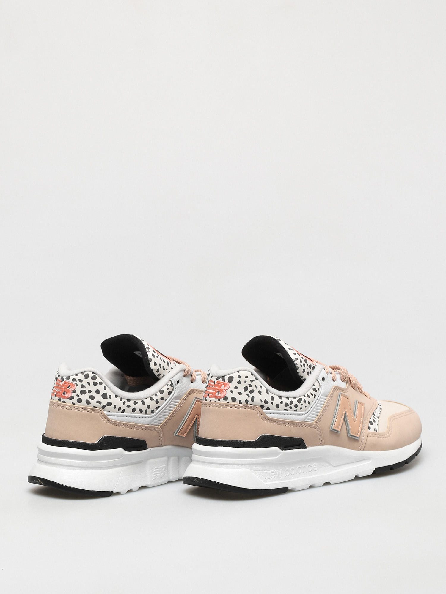 New Balance 997 Shoes Wmn (light pink)
