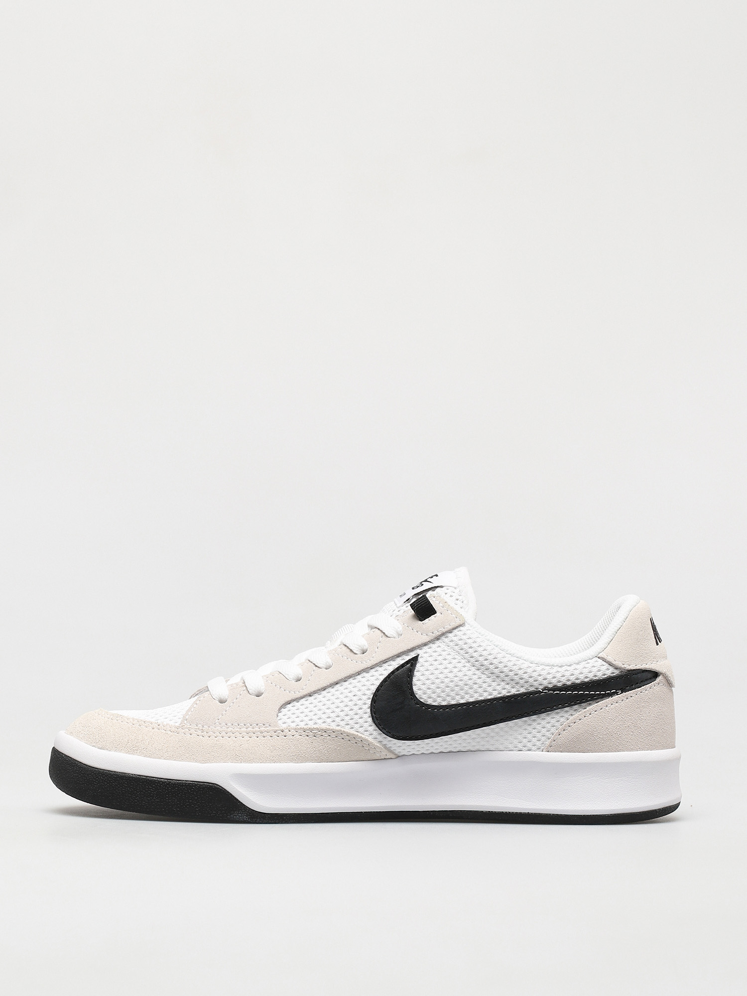 Nike SB Adversary Shoes (white/black white)