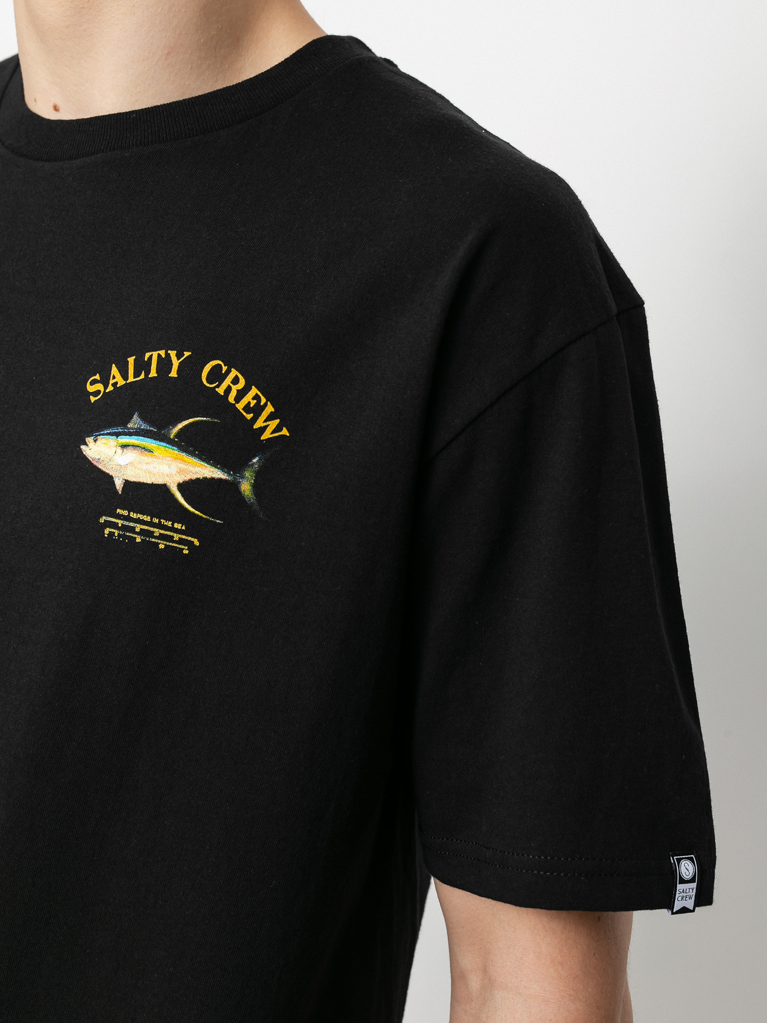 Salty Crew Ahi Mount T-shirt (black)