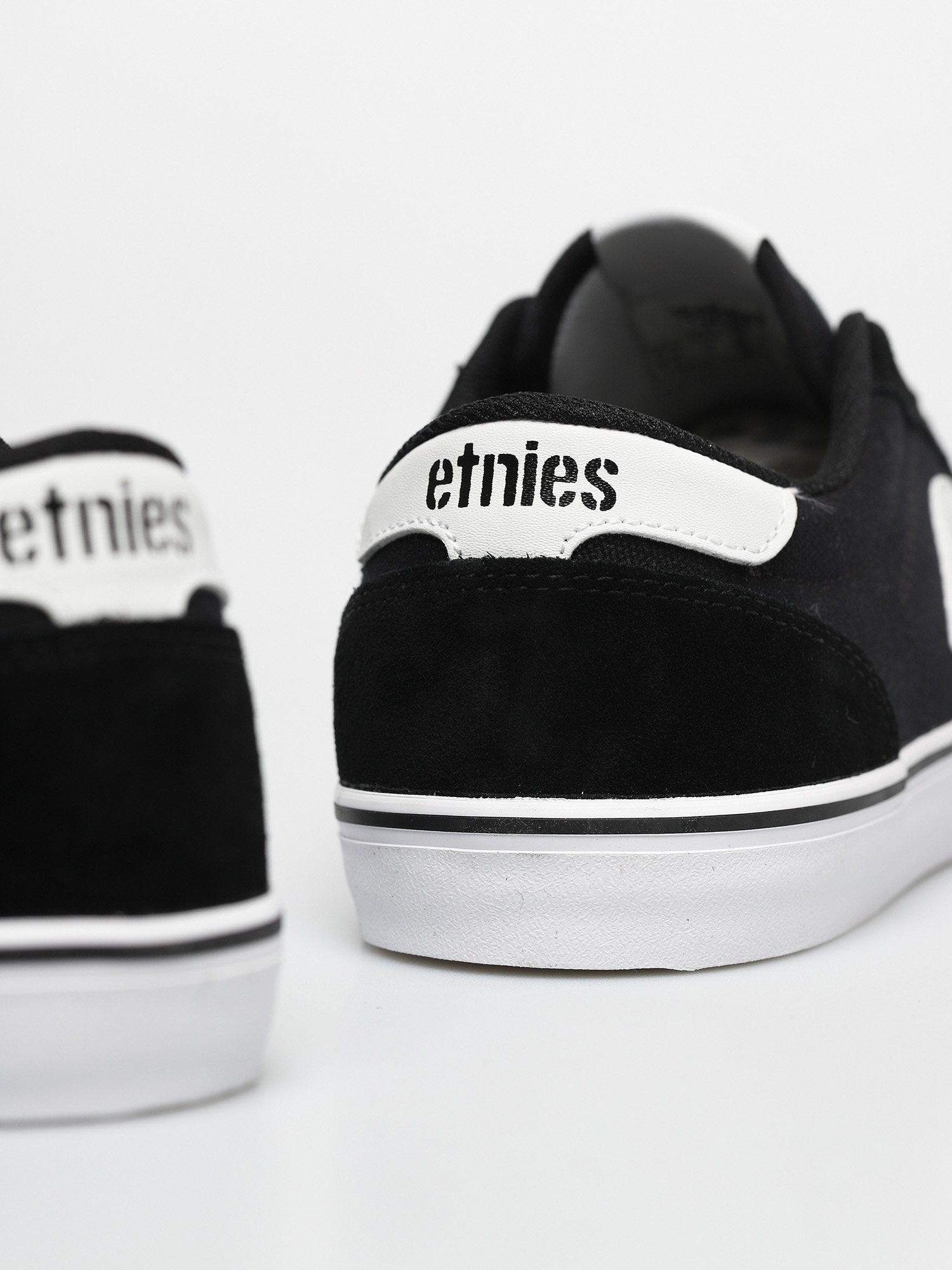 Etnies Calli Vulc Shoes (black/white)