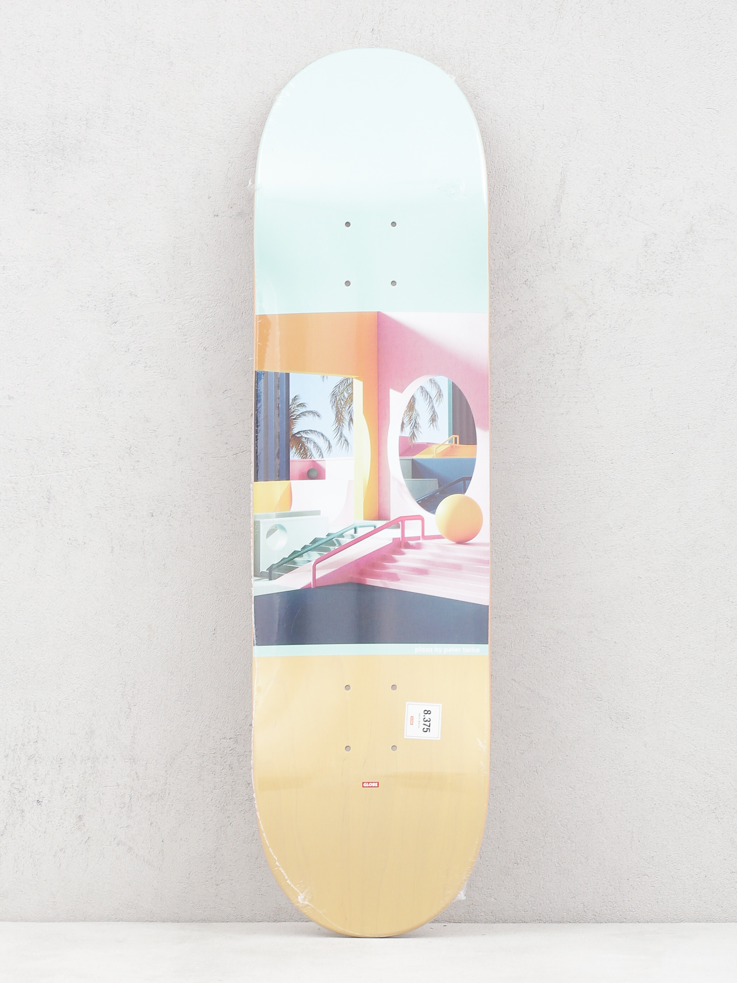 Globe G2 Tarka Deck (plaza)