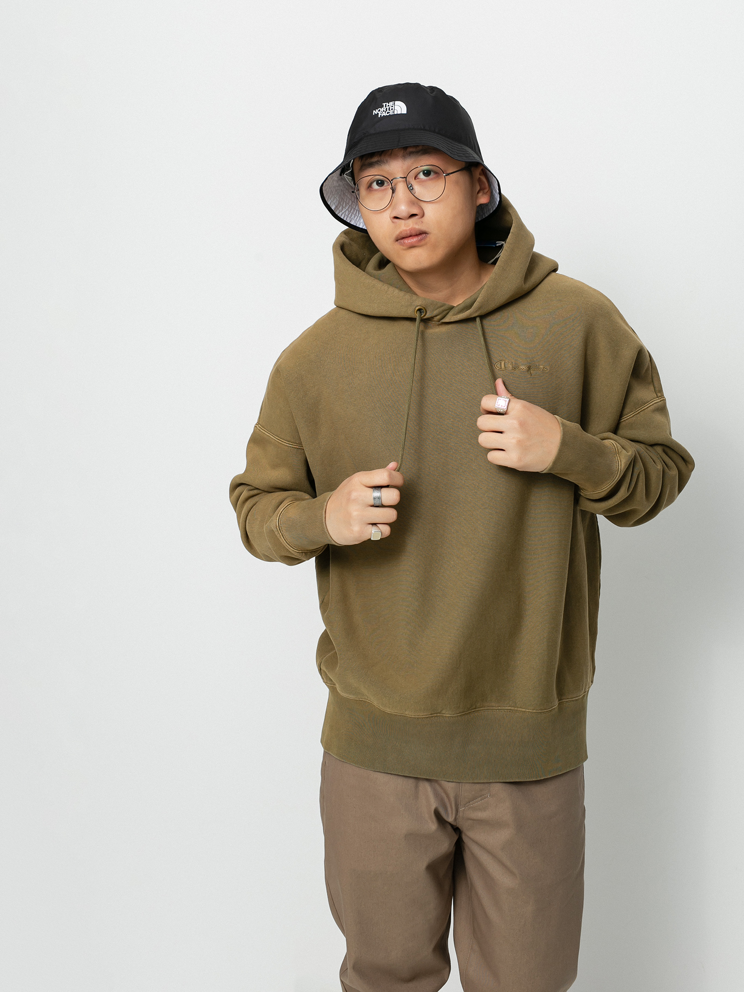 Champion sweater 2025 brown hat