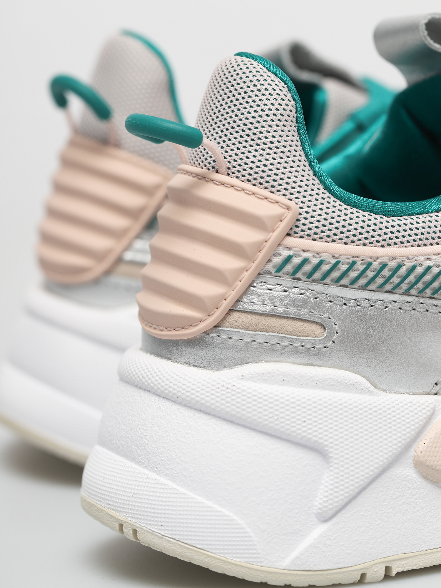 Puma Rs X OQ Shoes Wmn (beige)