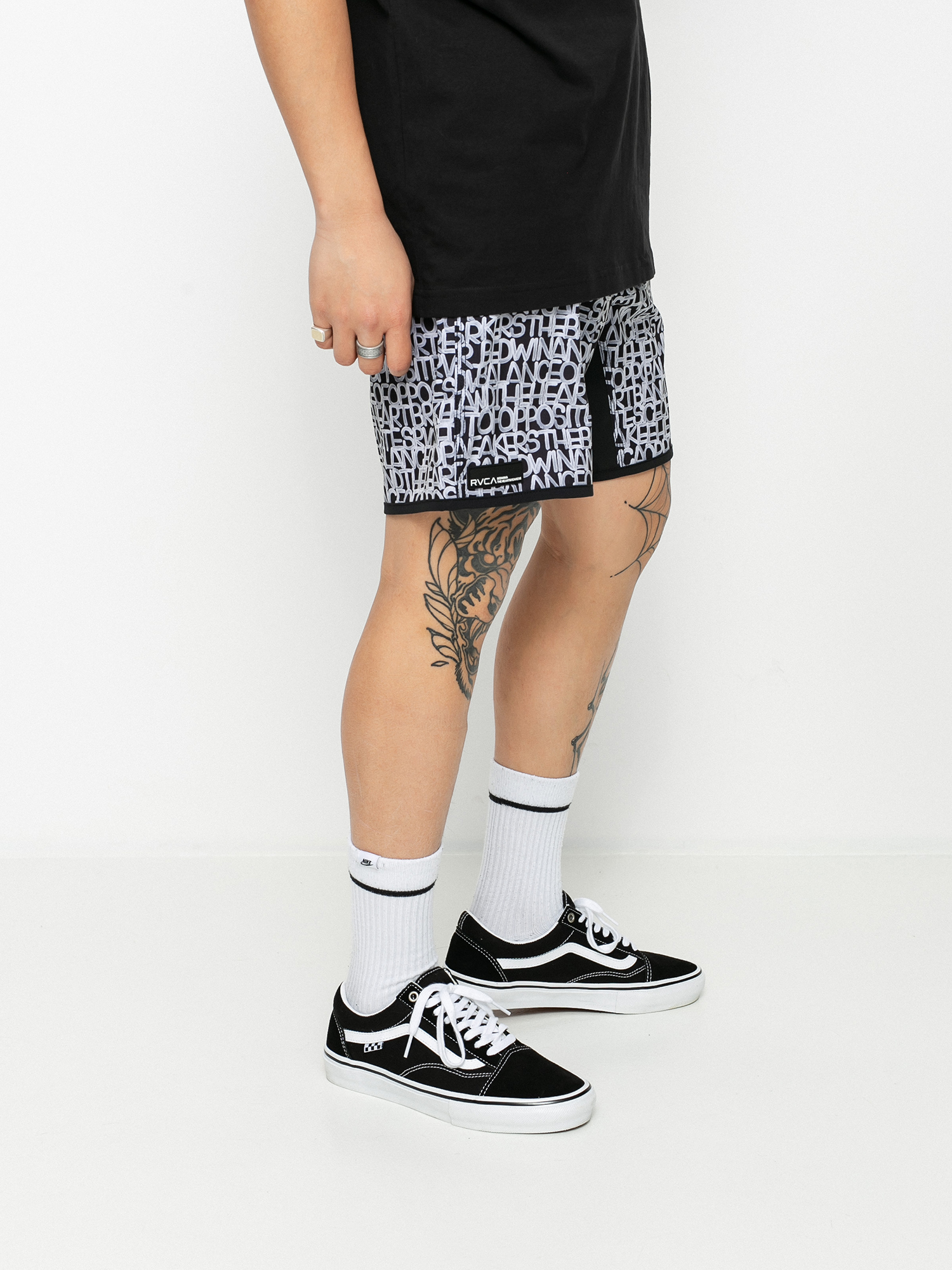 RVCA Bedwin Nogi Shorts (black print)