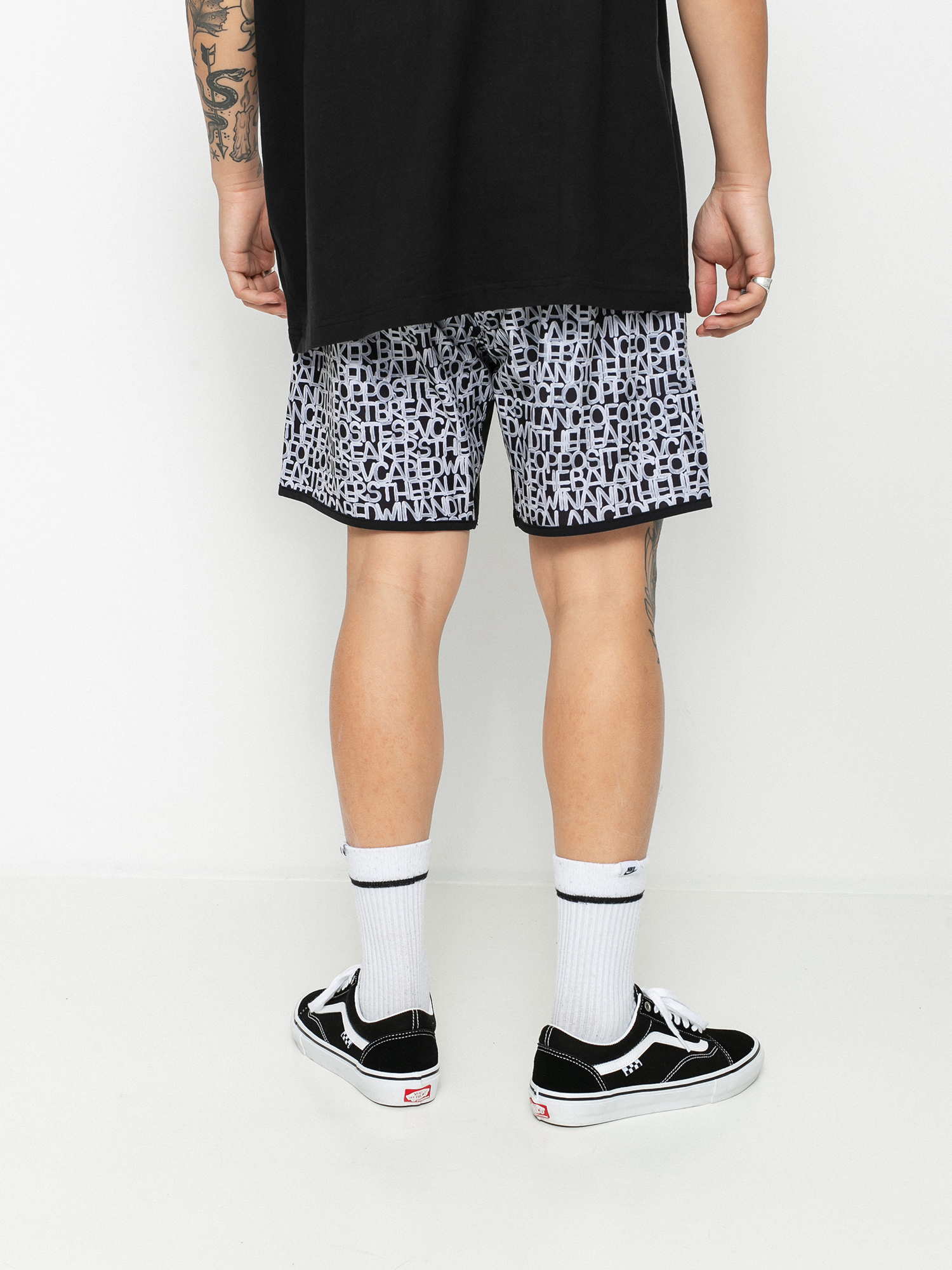 RVCA Bedwin Nogi Shorts (black print)