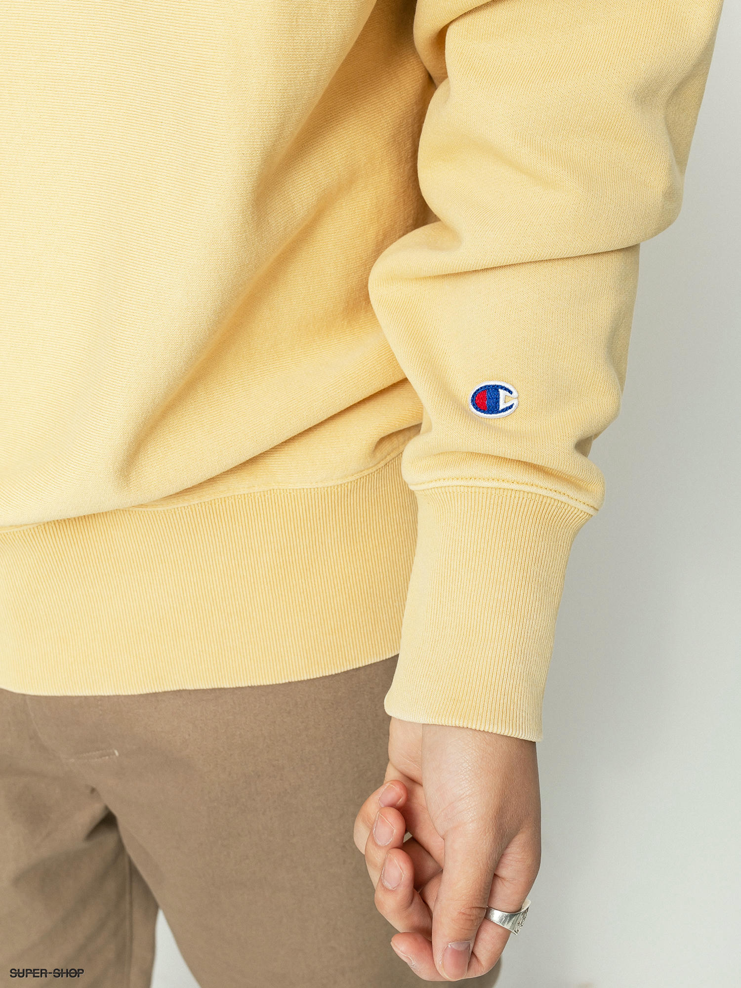 Pastel yellow hotsell champion crewneck