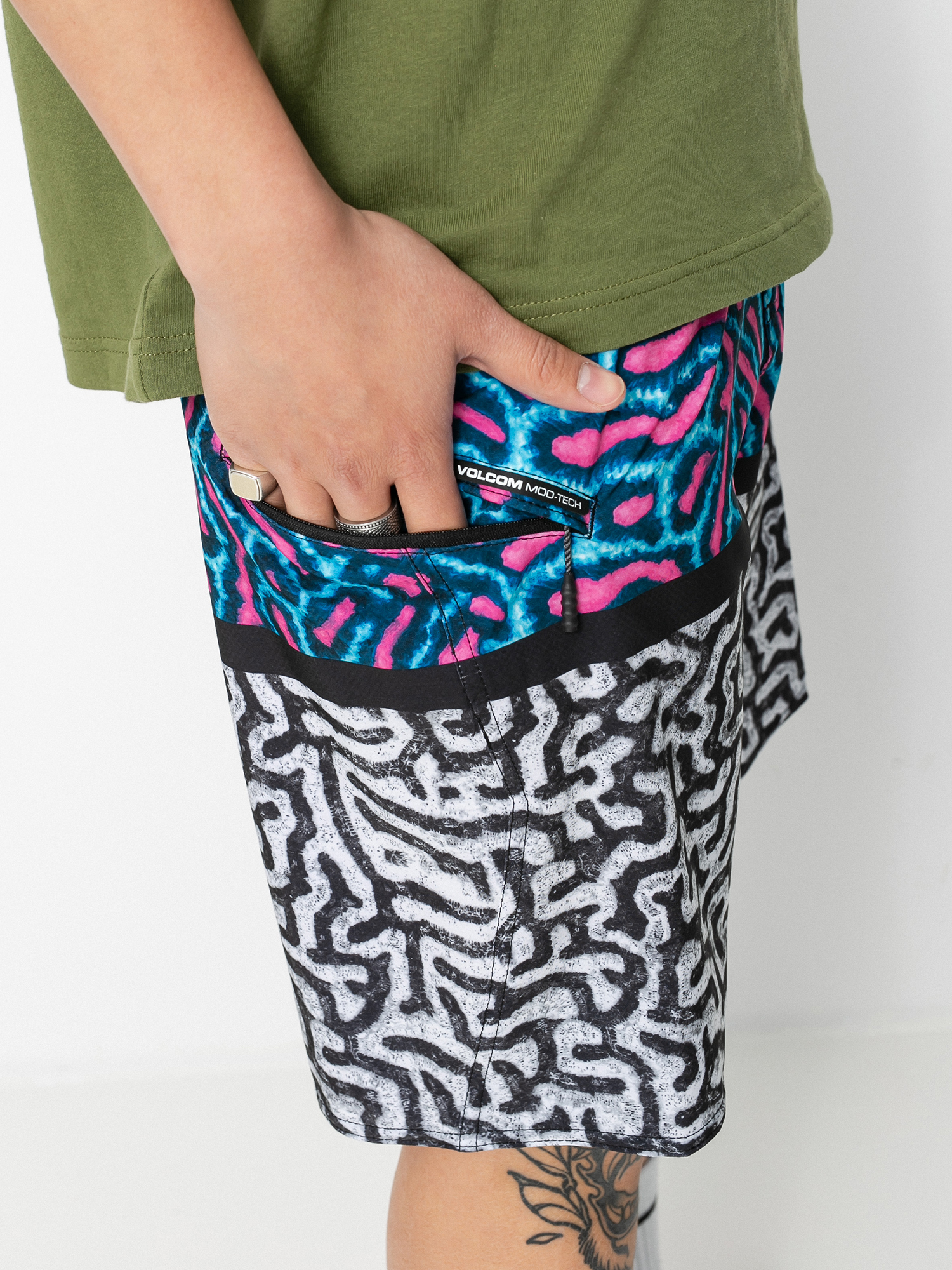 Volcom Coral Morph 20 Boardshorts (pink)