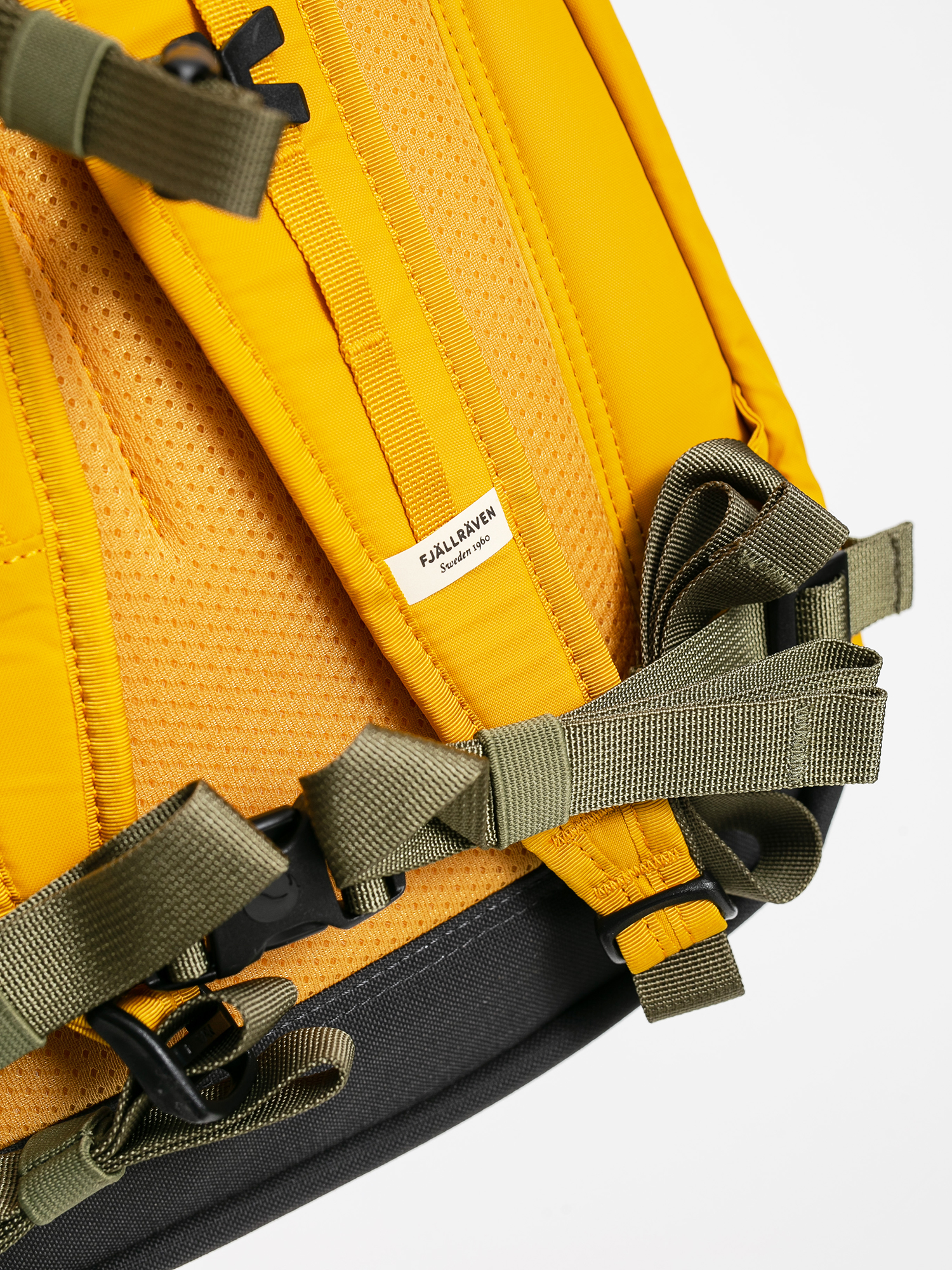 Fjallraven High Coast Foldsack 24 Backpack (ochre)