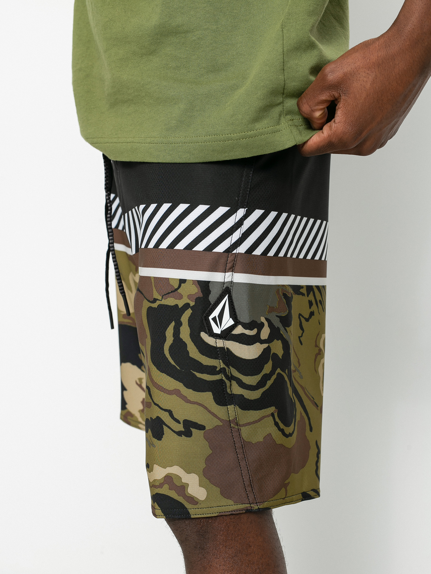 Volcom Mod Lido Plus 20 Boardshorts (military)