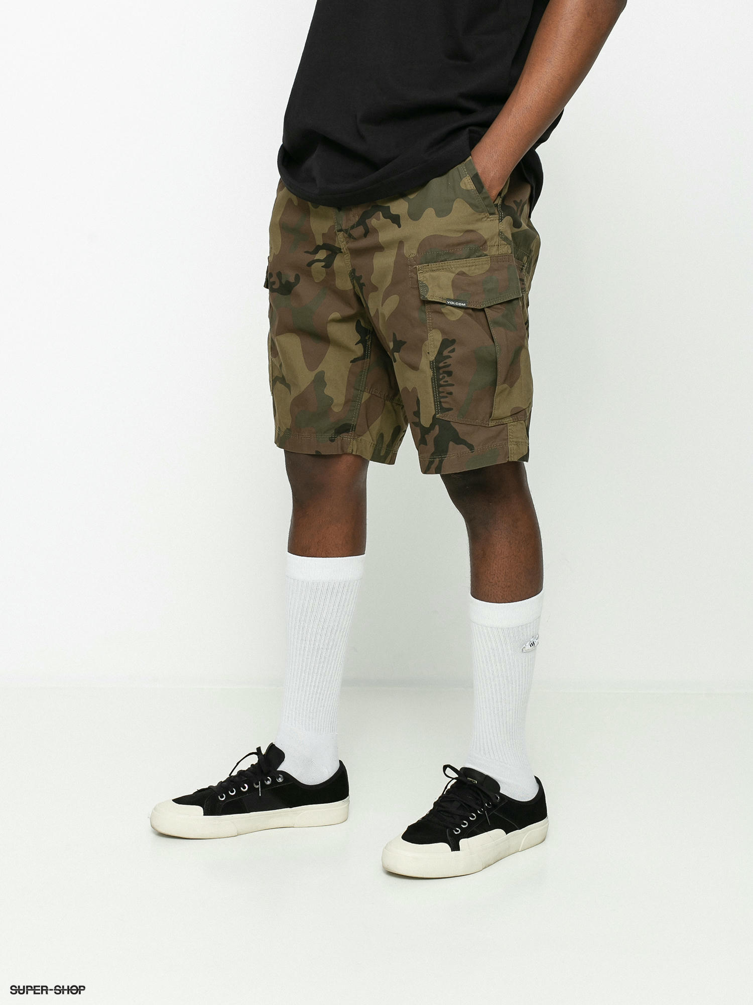 Camo skate shop shorts