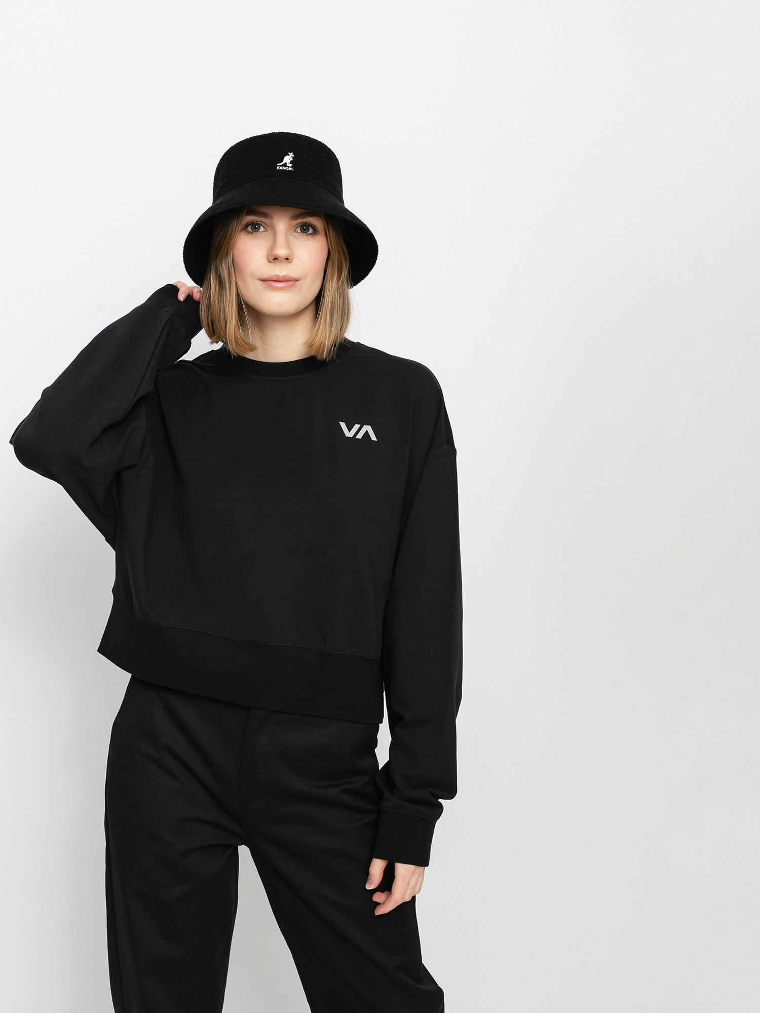 rvca black sweatshirt