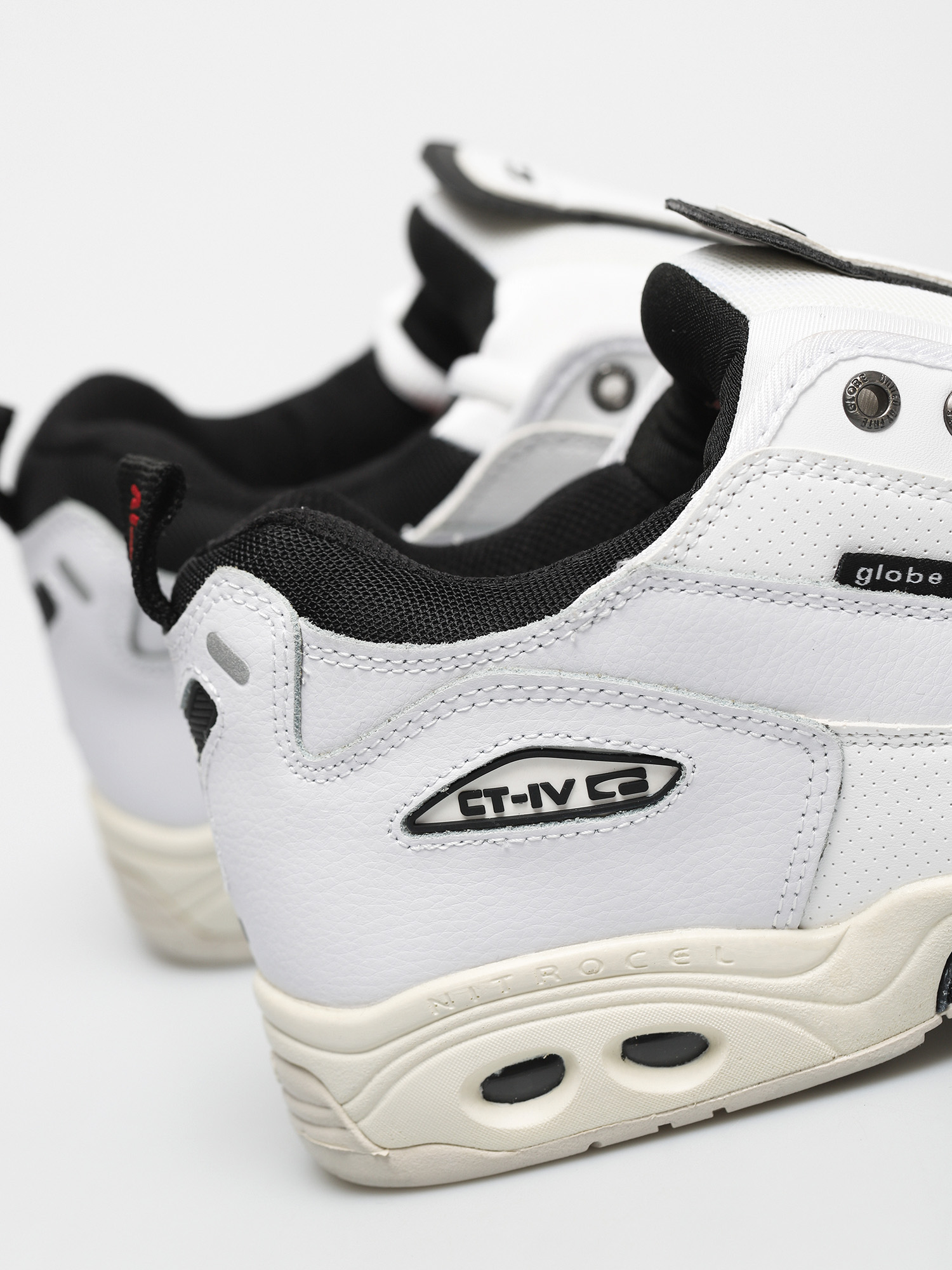 Globe Ct IV Classic Shoes (vintage white)