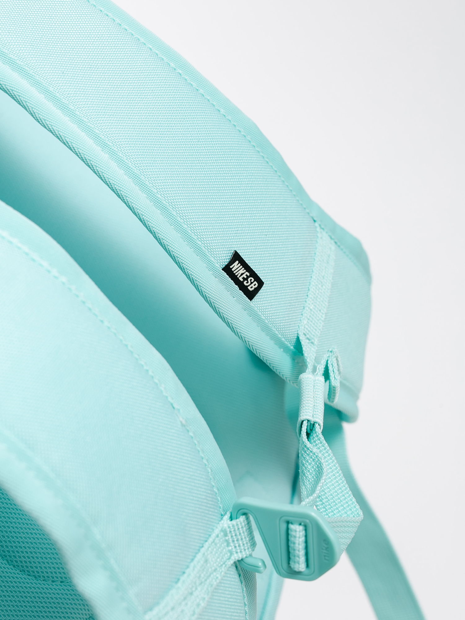 nike reflective backpack