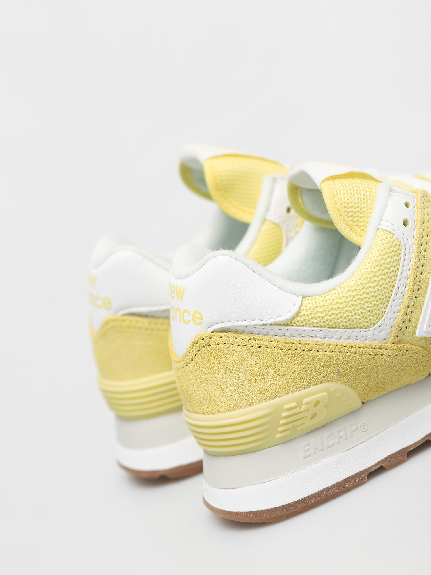 New Balance 574 Shoes Wmn (yellow)