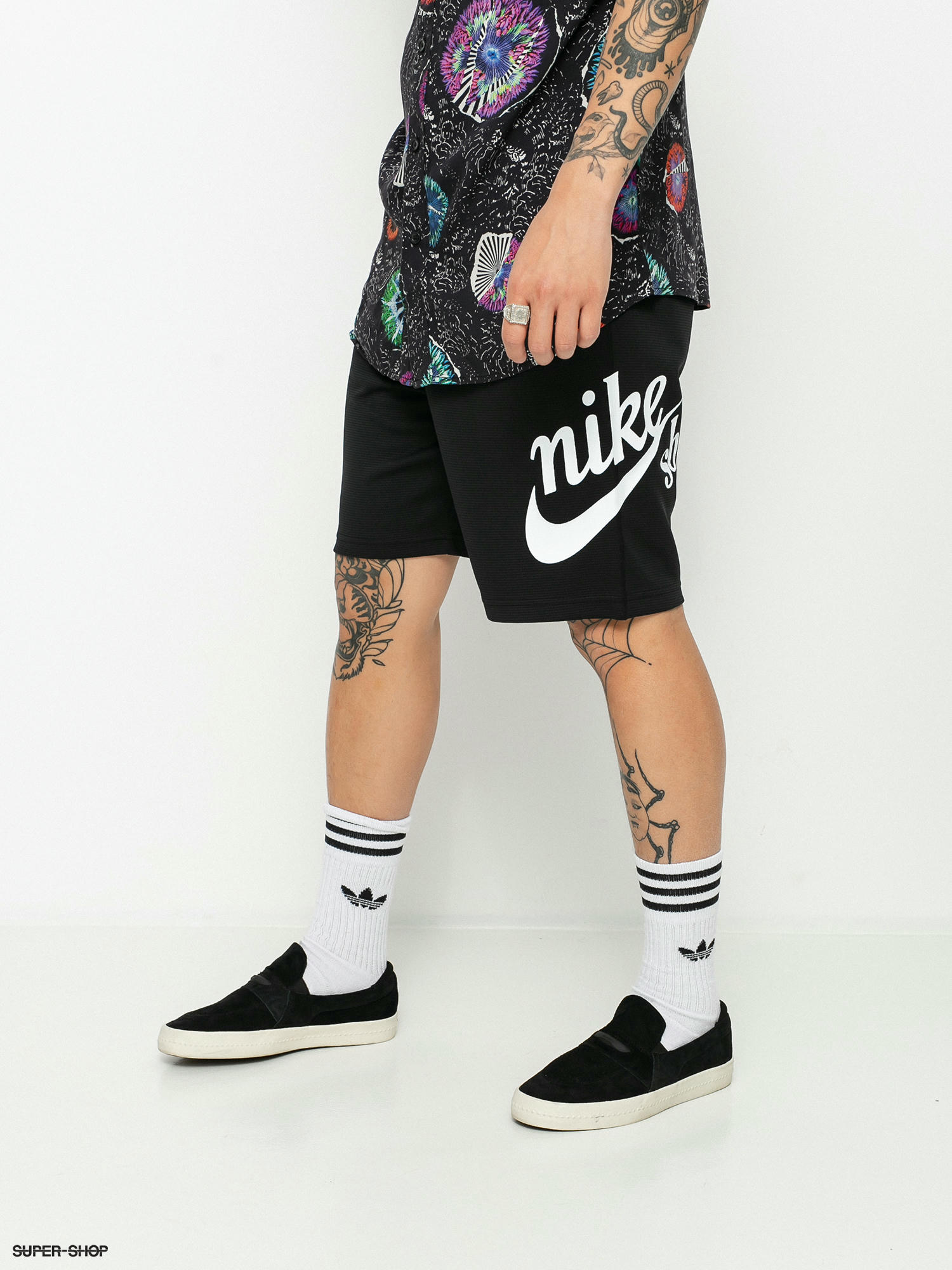 nike sb essential sunday shorts