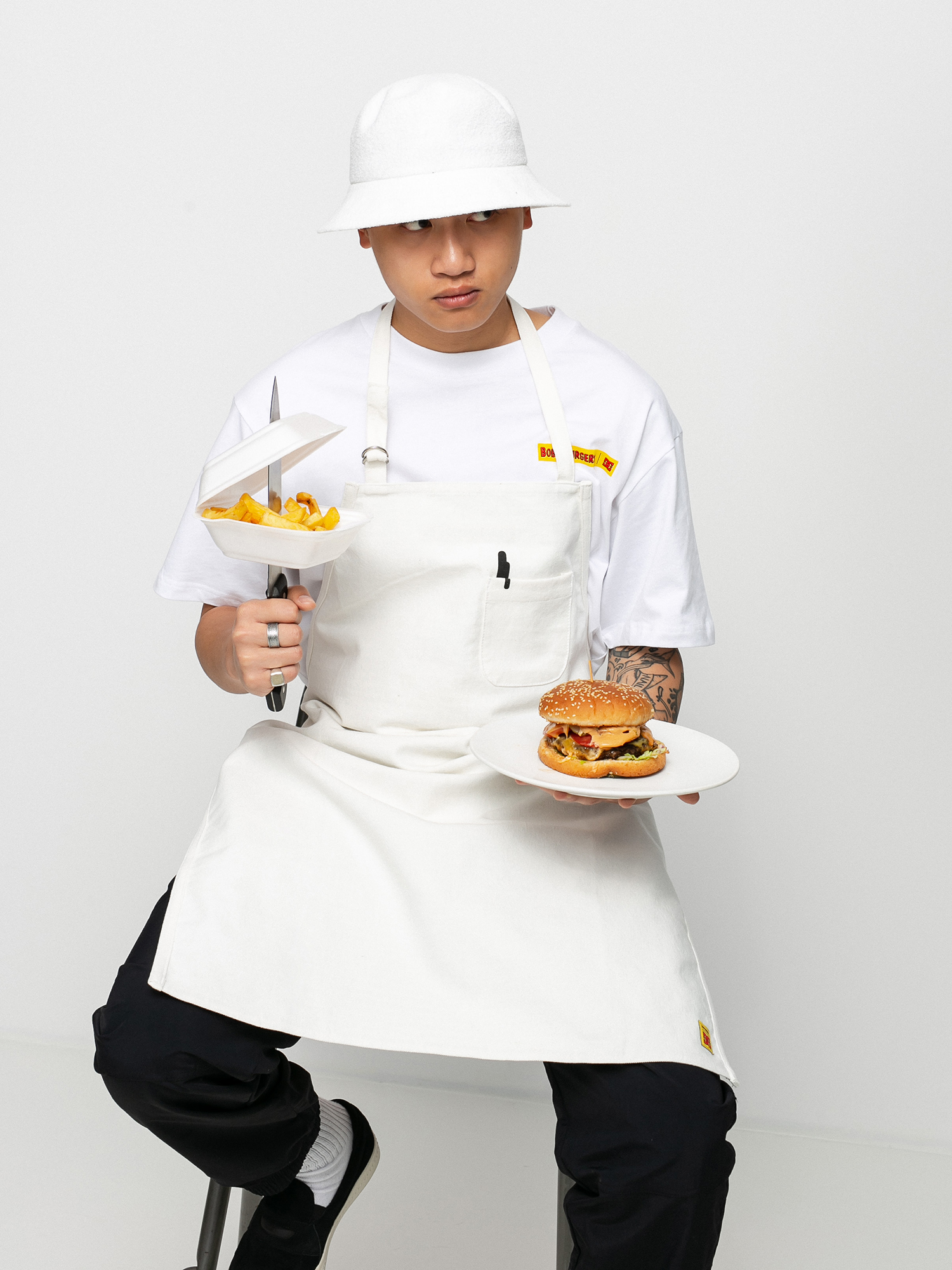 DC X BB Bobs Burgers Apron Accessories (white)