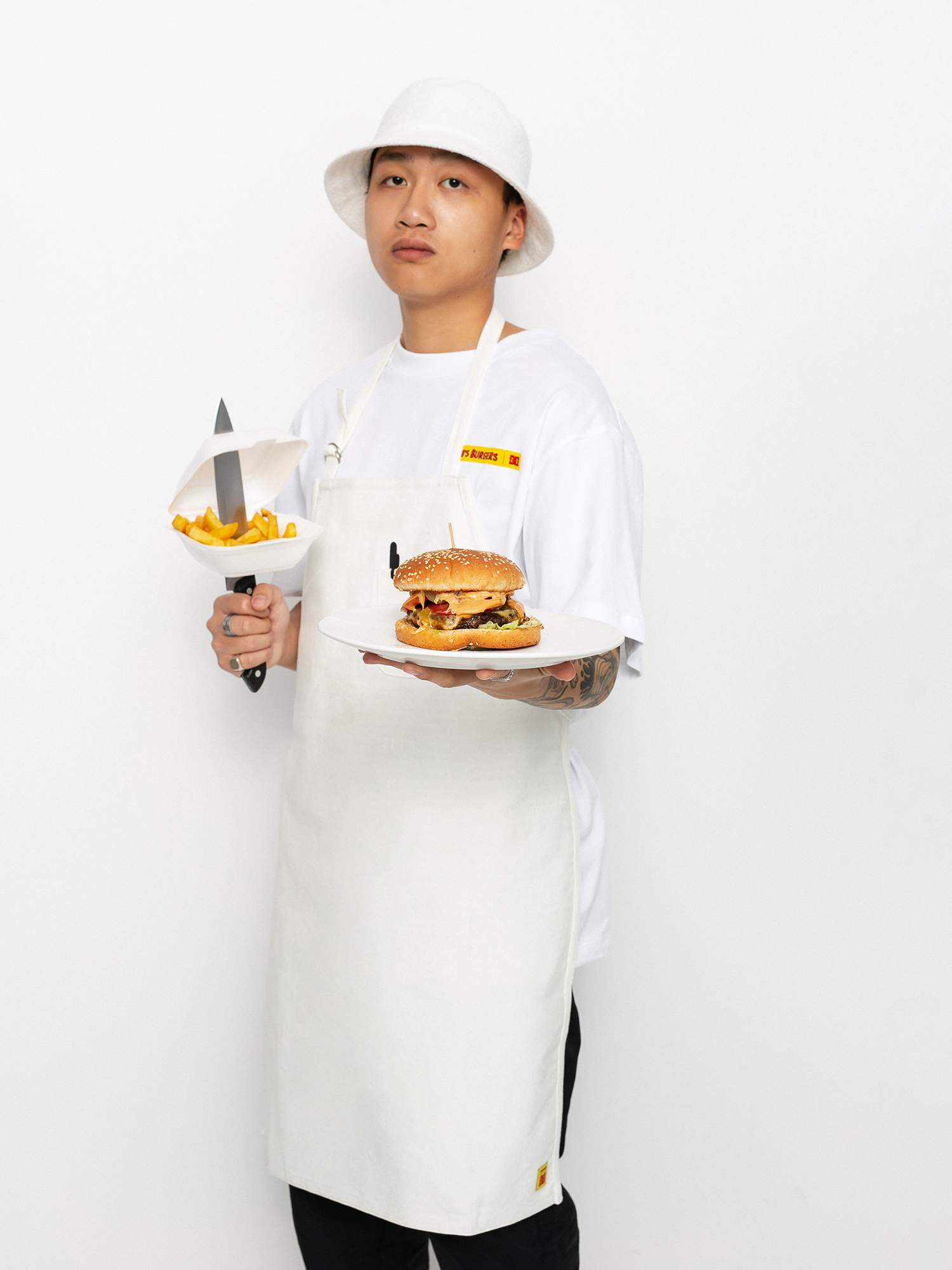 DC X BB Bobs Burgers Apron Accessories (white)