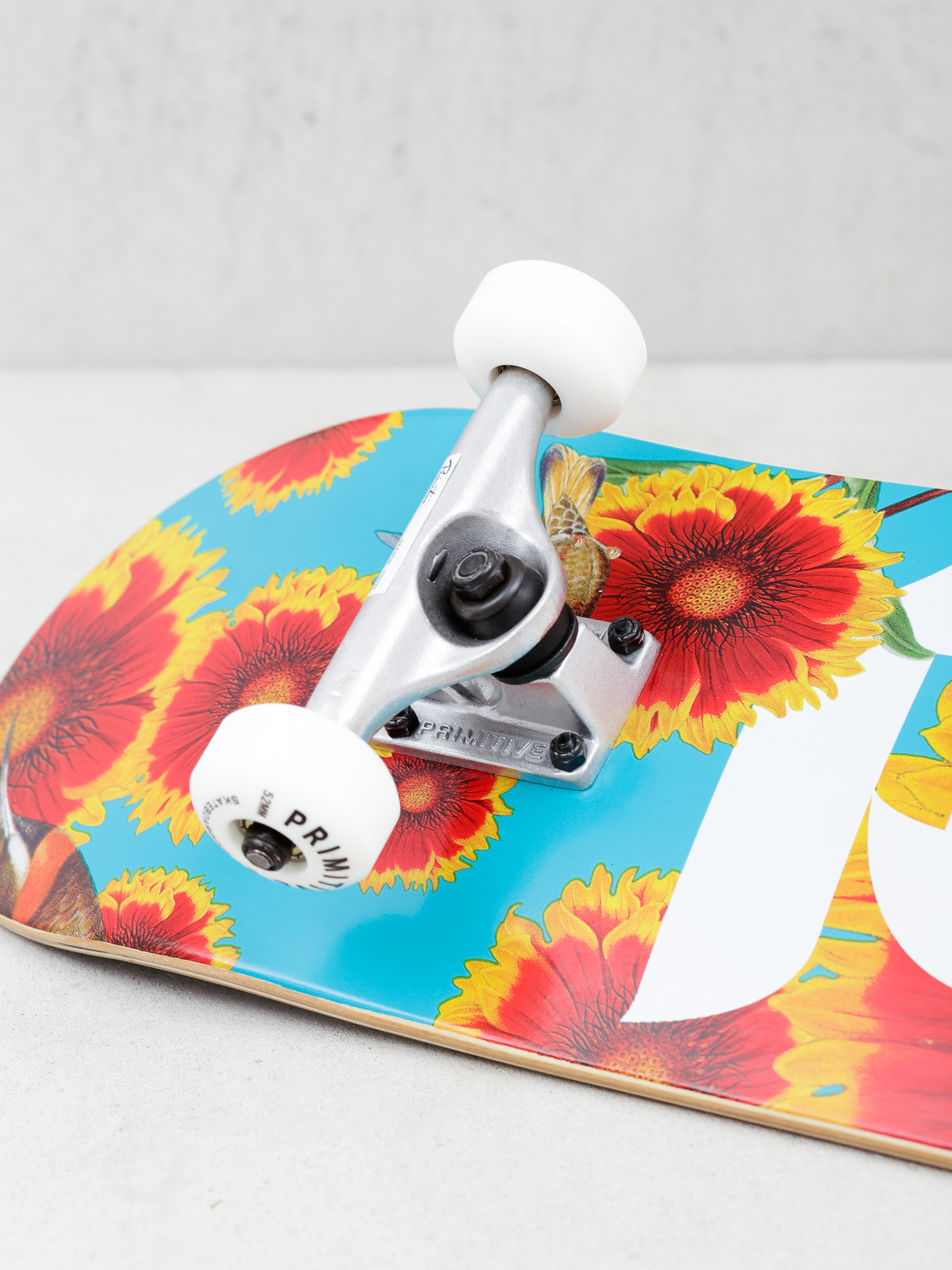 Primitive Dirty P Sunflower II Skateboard - multicolor (assorted)