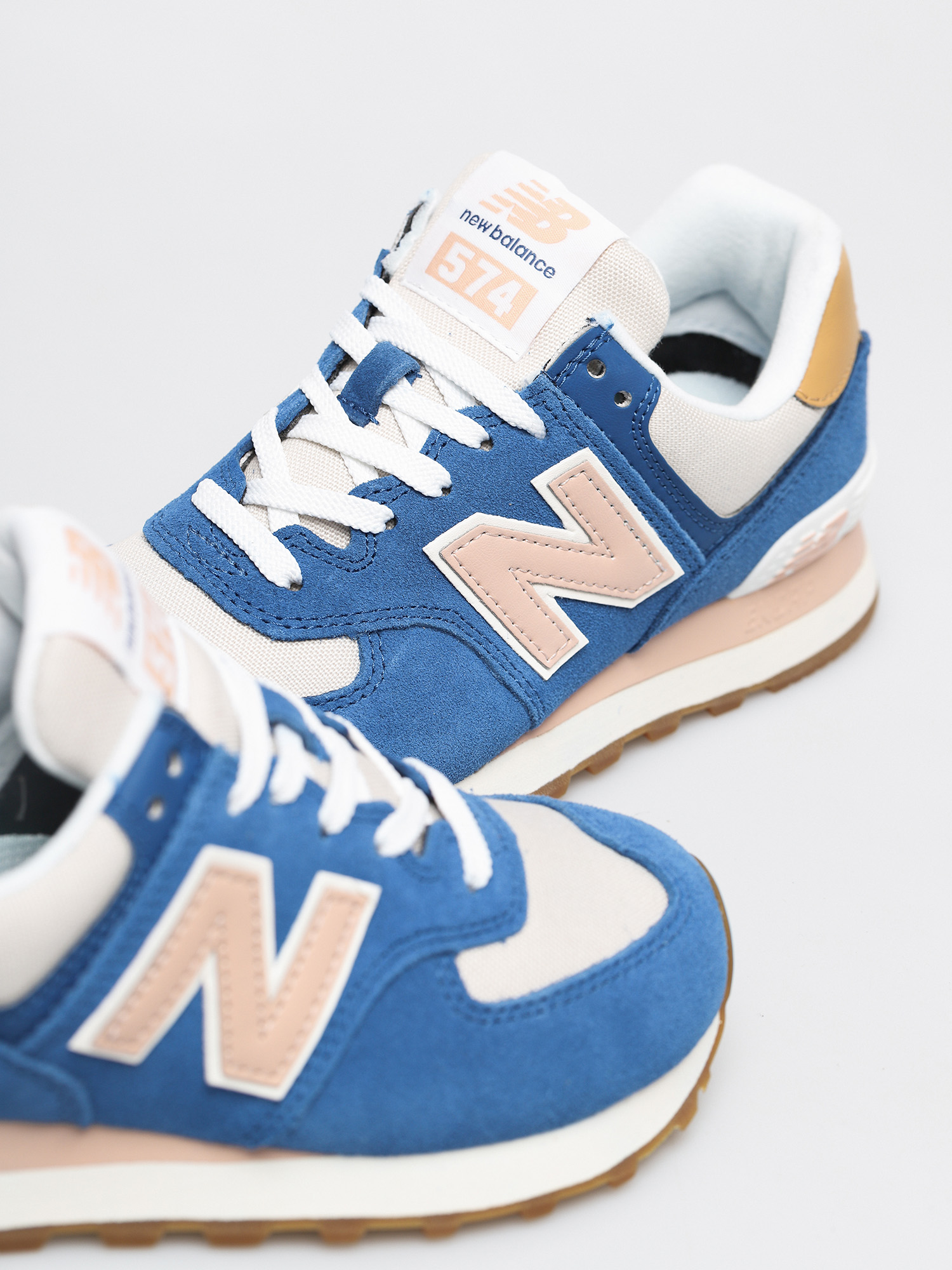 New Balance 574 Shoes Wmn (blue/pink)