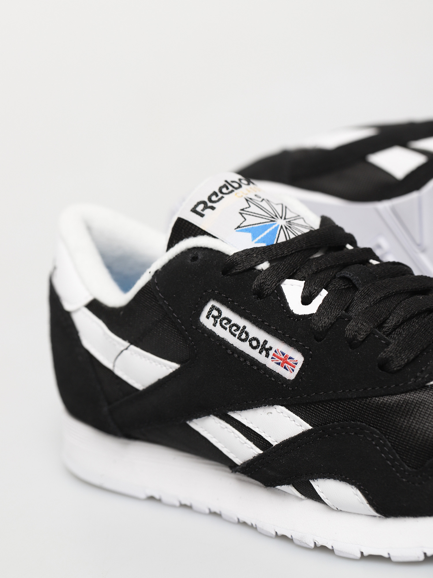 Reebok Cl Nylon Shoes Wmn (black/black/white)