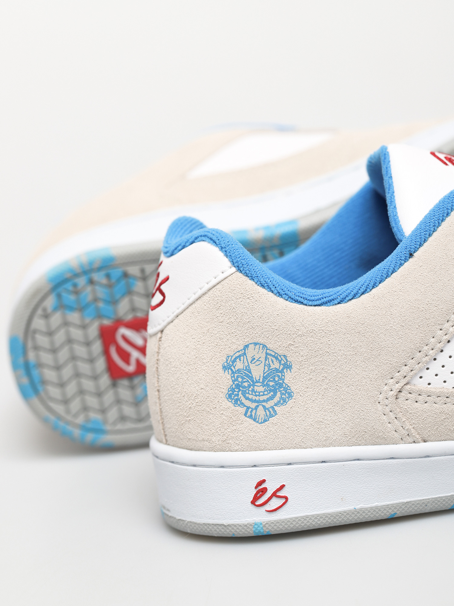 eS Accel Slim Shoes (white/blue/red)