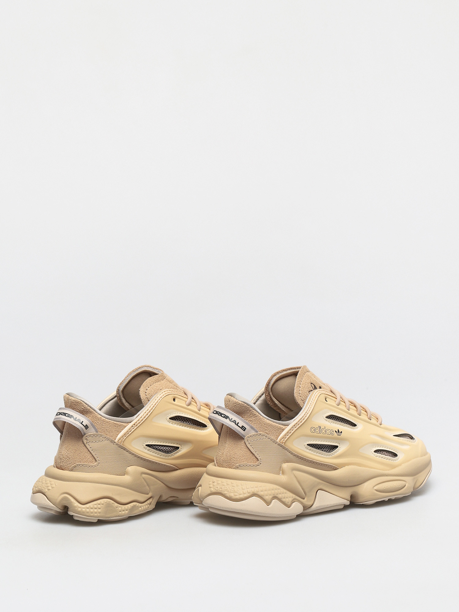 adidas Originals Ozweego Celox Shoes Wmn (stpanu/linen/lbrown)