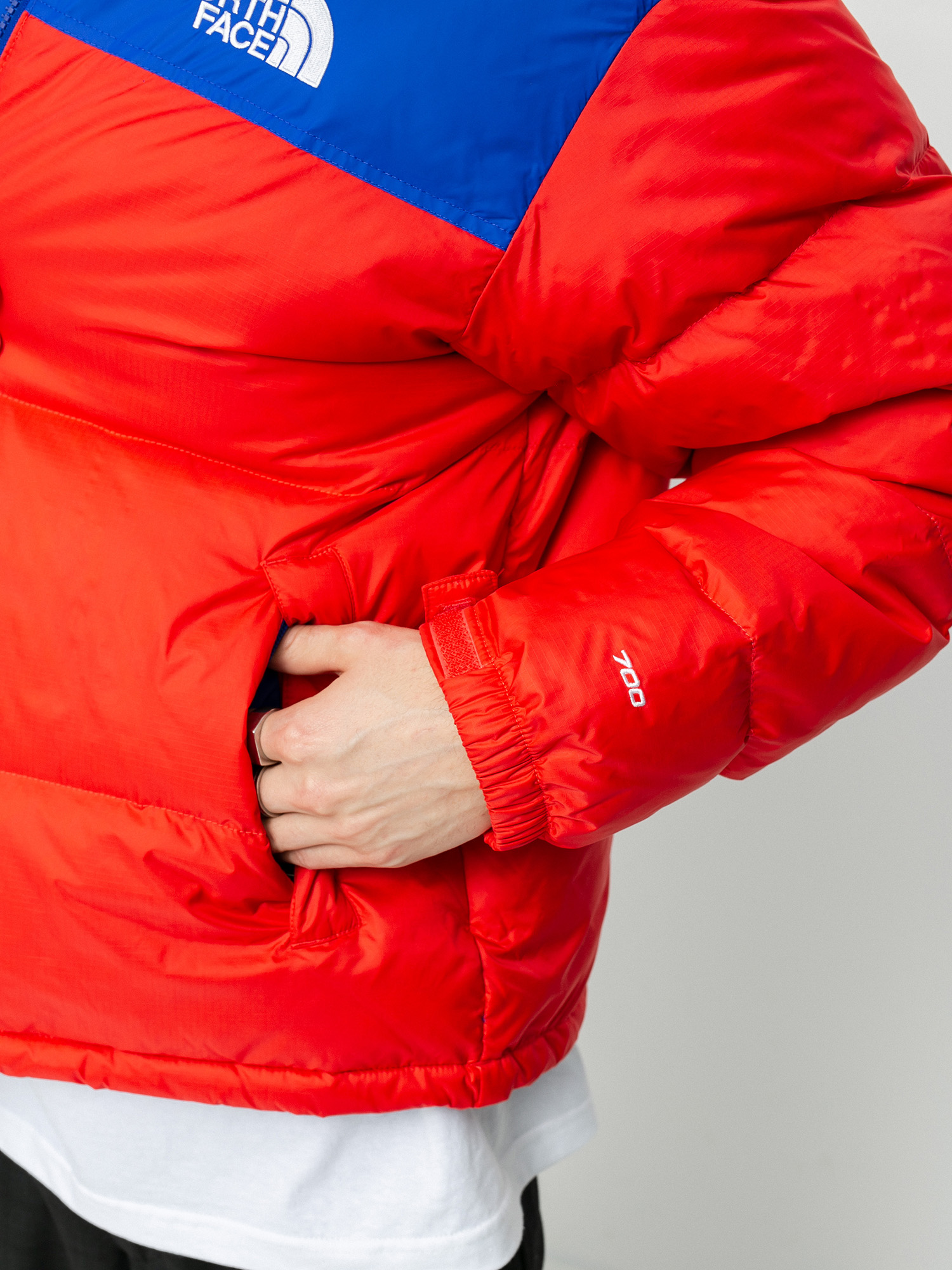 The North Face 1996 Retro Nuptse Jacket (horizon red/tnf blue)