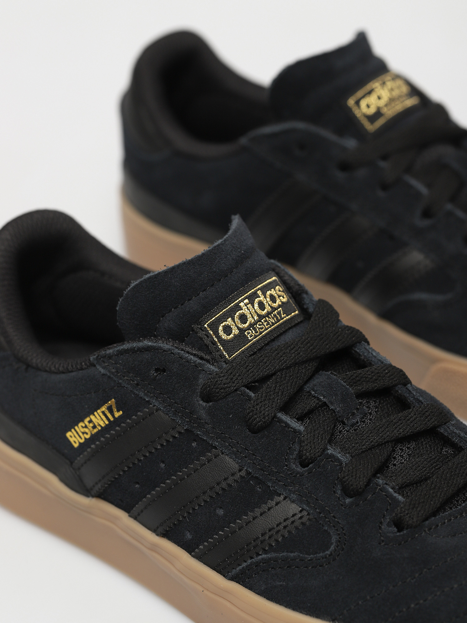 adidas Busenitz Vulc II Shoes (cblack/cblack/gum4)