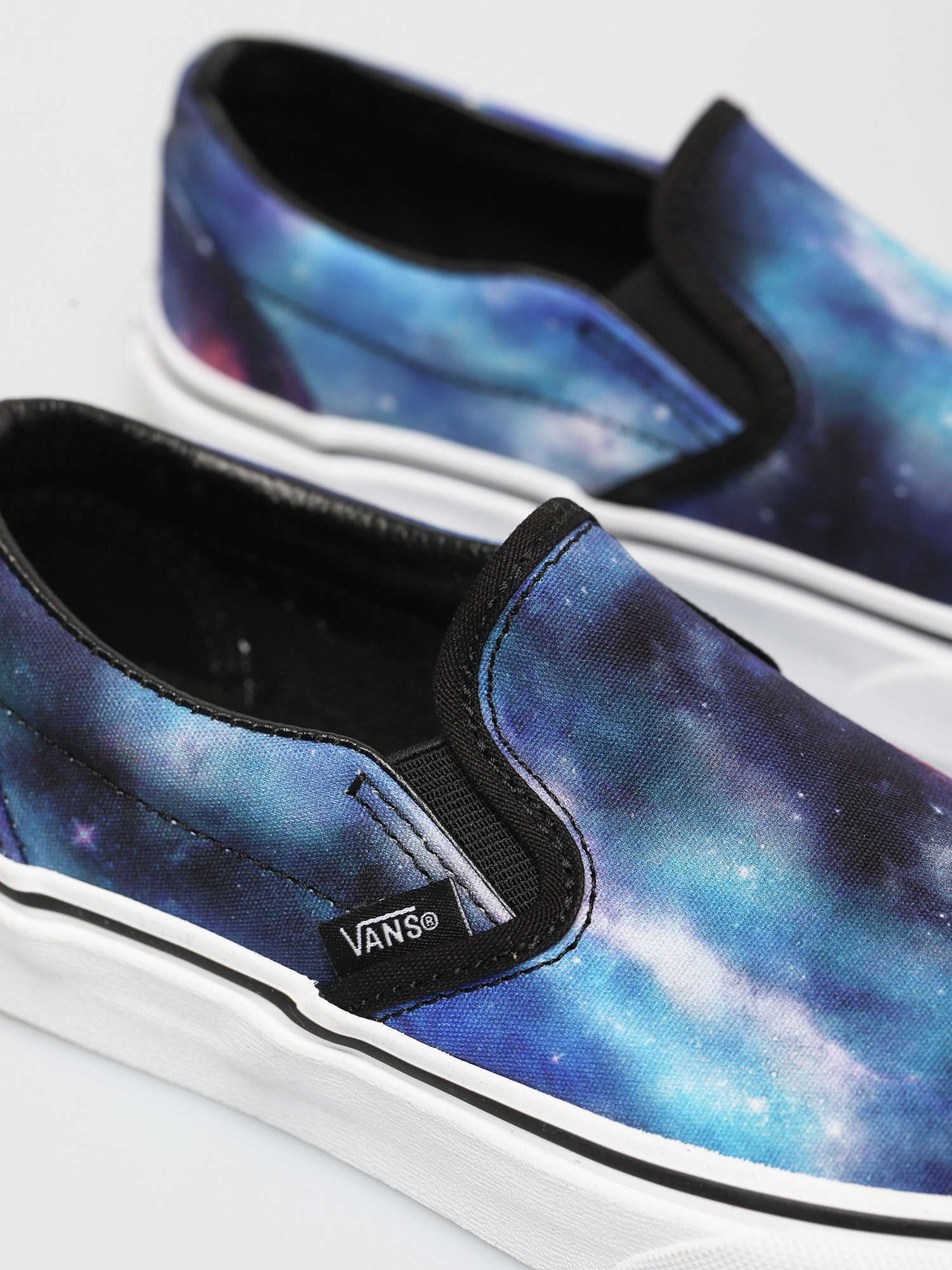 Vans Classic Slip On Schuhe (galaxy black/true white)
