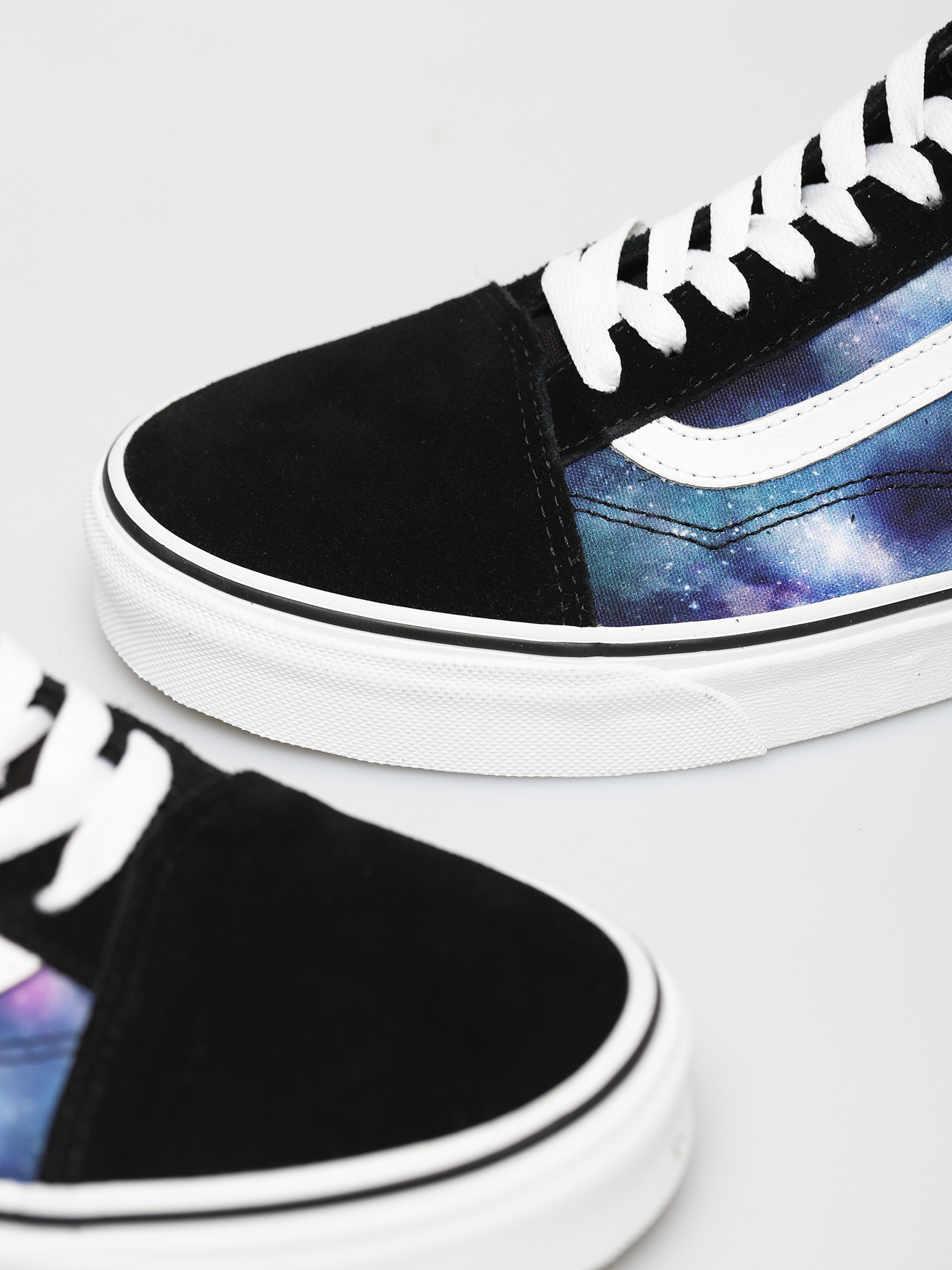 Vans Old Skool Shoes (galaxy black/true white)