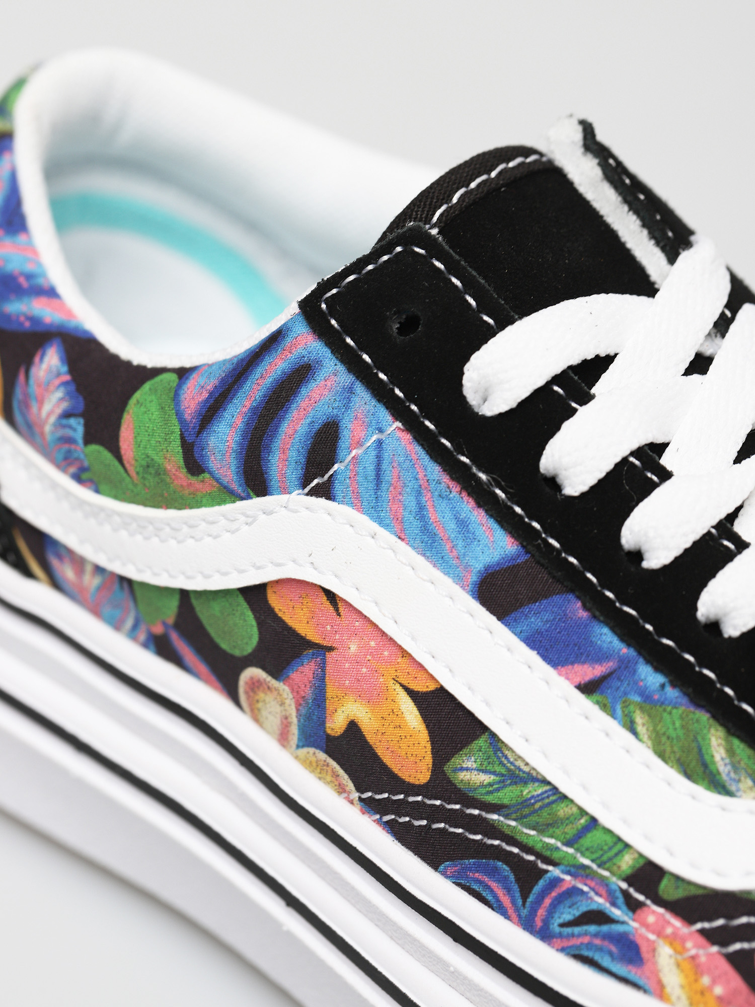Vans Super Comfycush Old Skool Schuhe (tropicali black/true white)