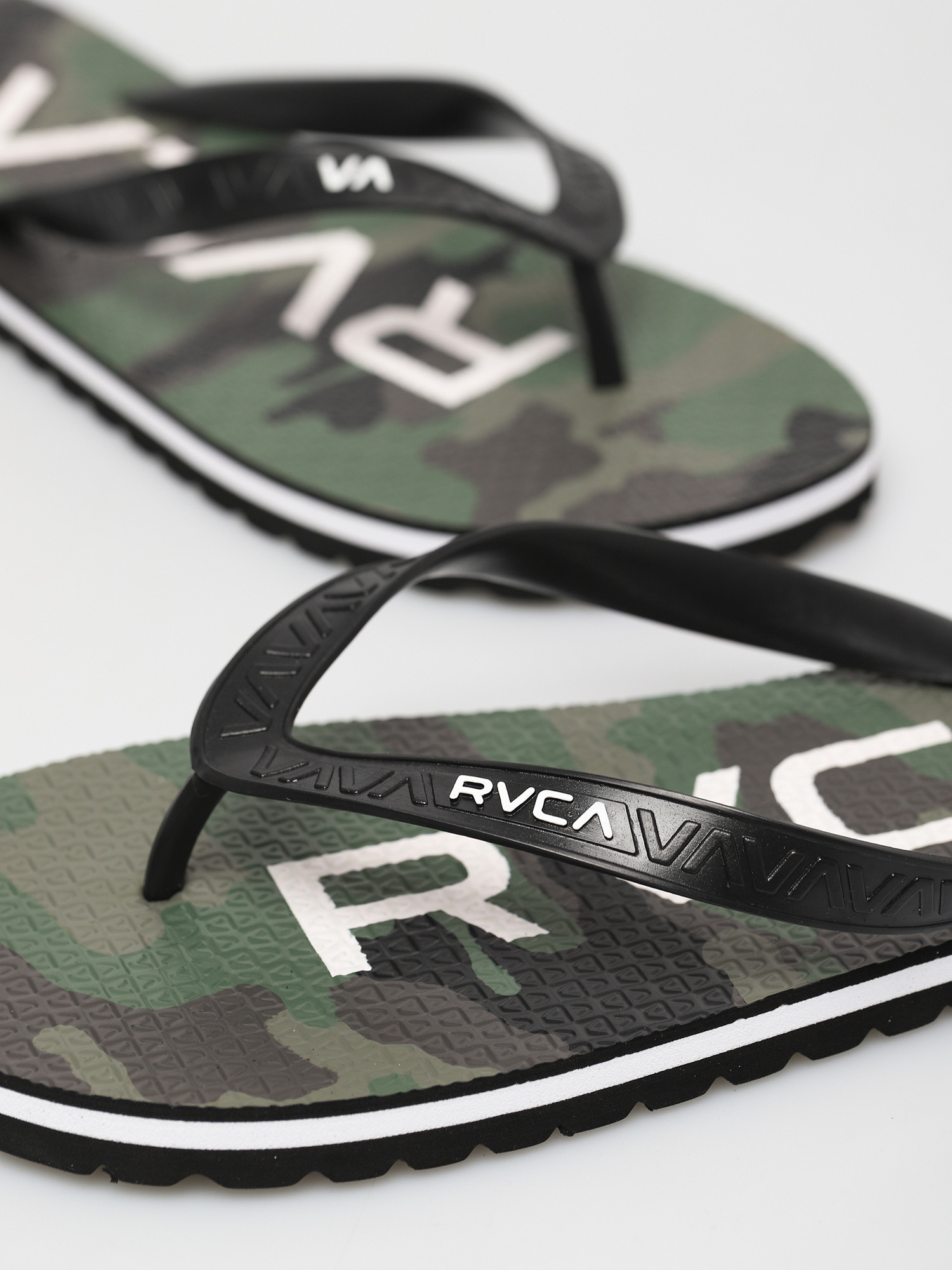 RVCA Trenchtown Sandals I Flip-flops (camo)