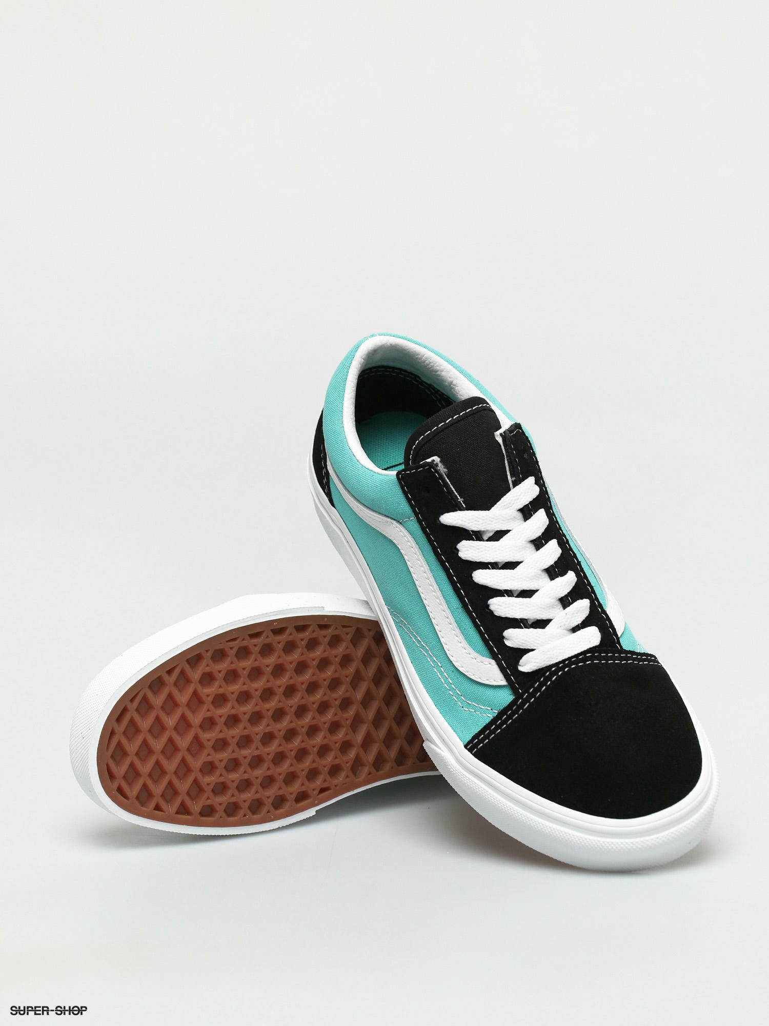 Aqua store black vans