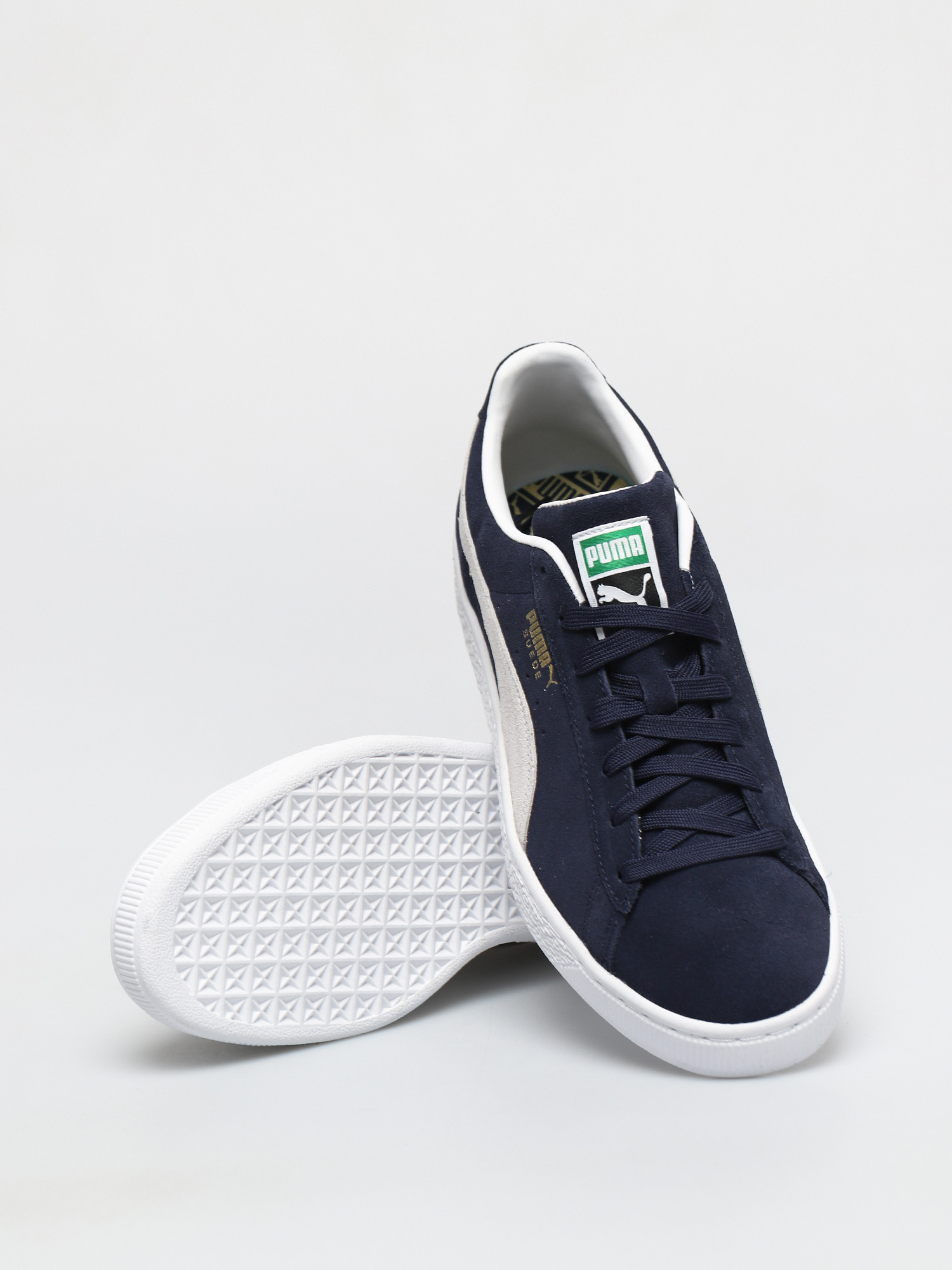 Puma Suede Classic XXI Shoes (black)