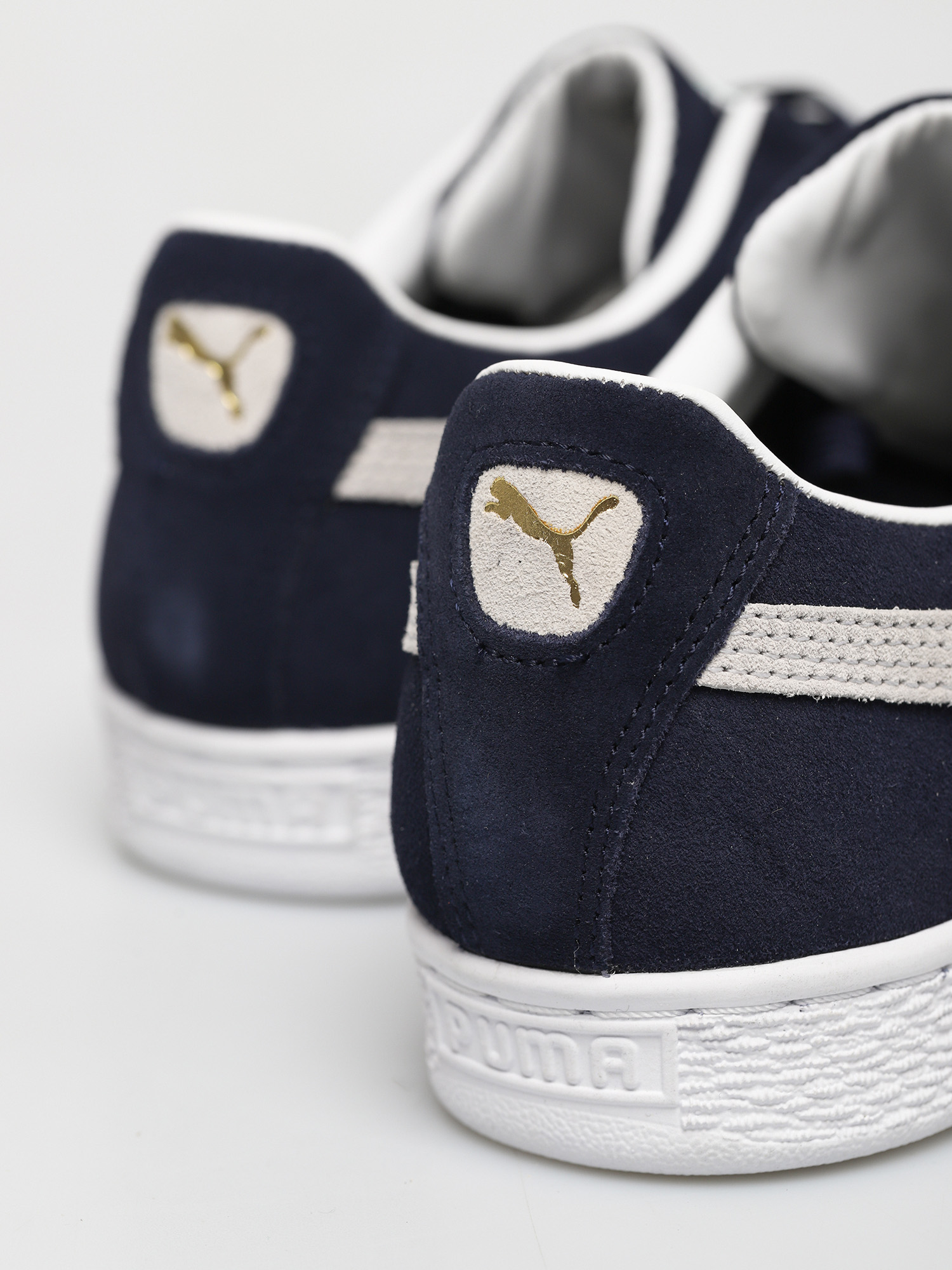 Puma Suede Classic XXI Shoes (black)