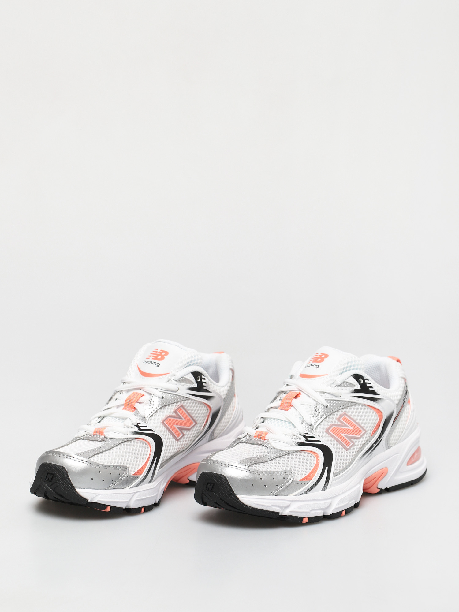 New Balance 530 Shoes (munsell white/paradise pink)