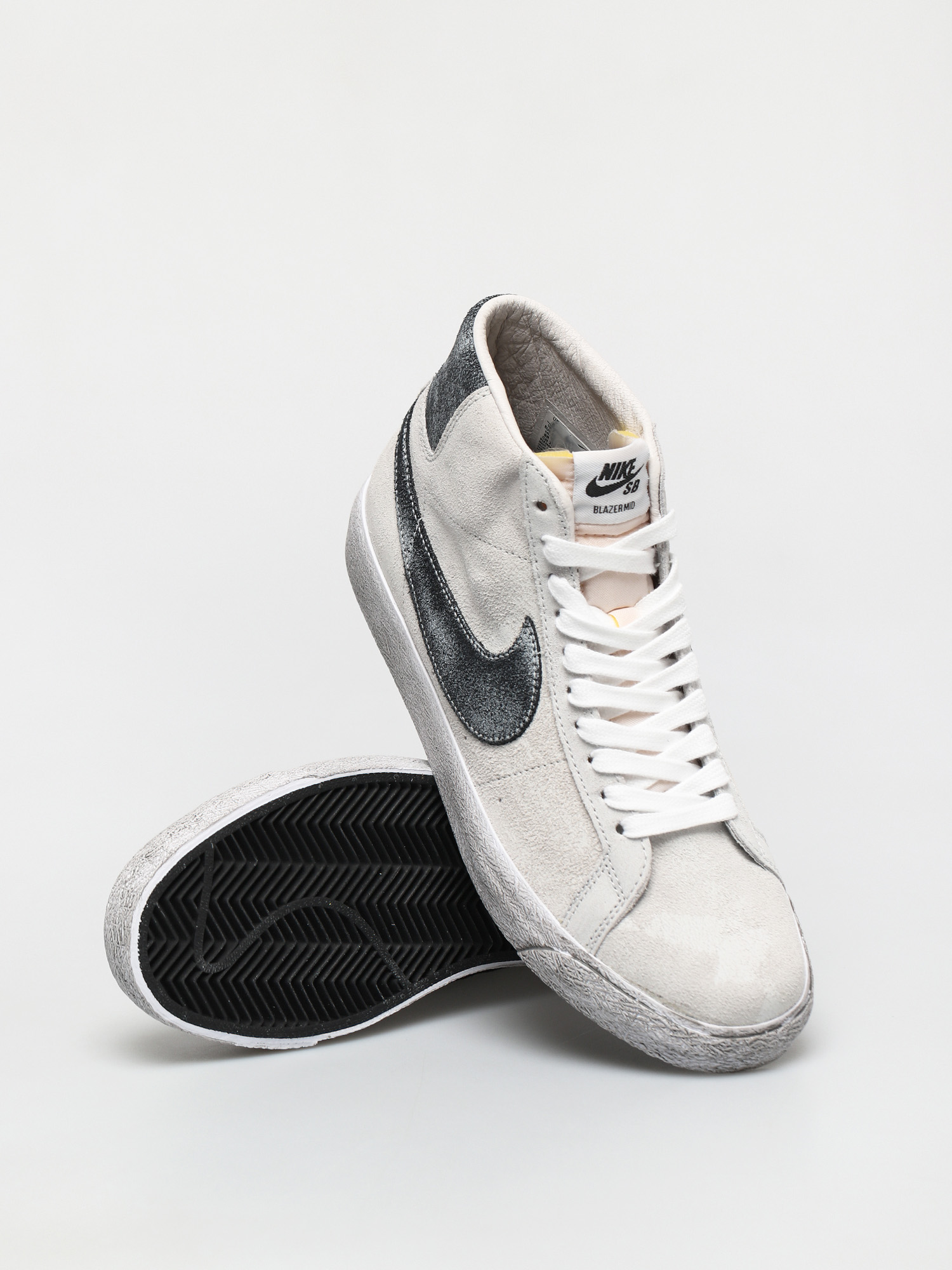 Nike SB Zoom Blazer Mid Premium Shoes (grey fog/black white) Nike SB Zoom Blazer Mid Premium Shoes (grey fog/black white)