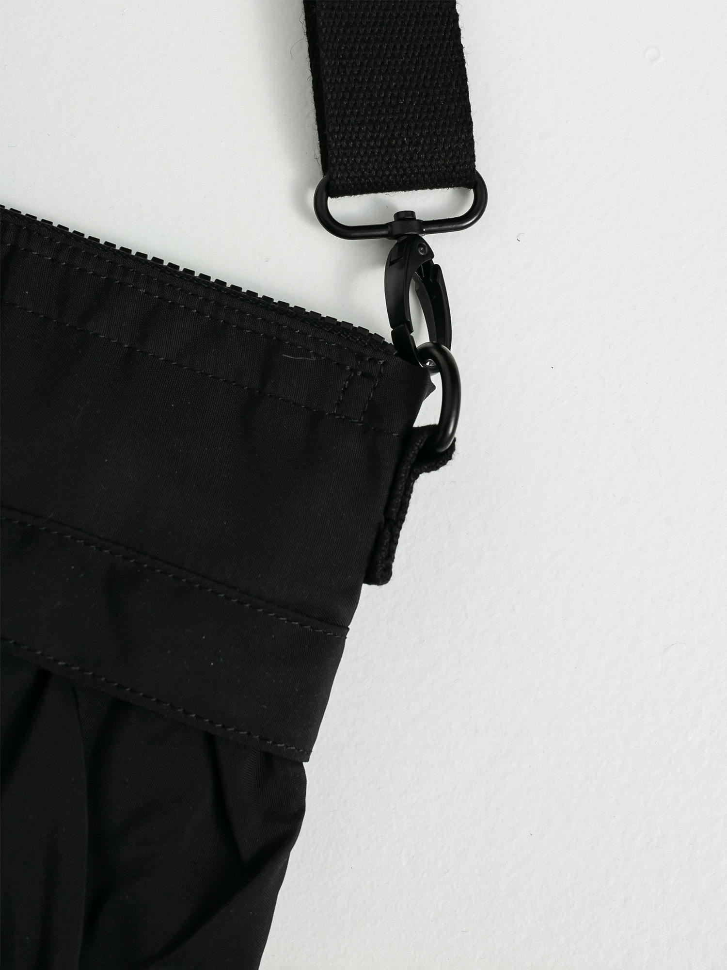 RVCA Standard Tote Bag (black)