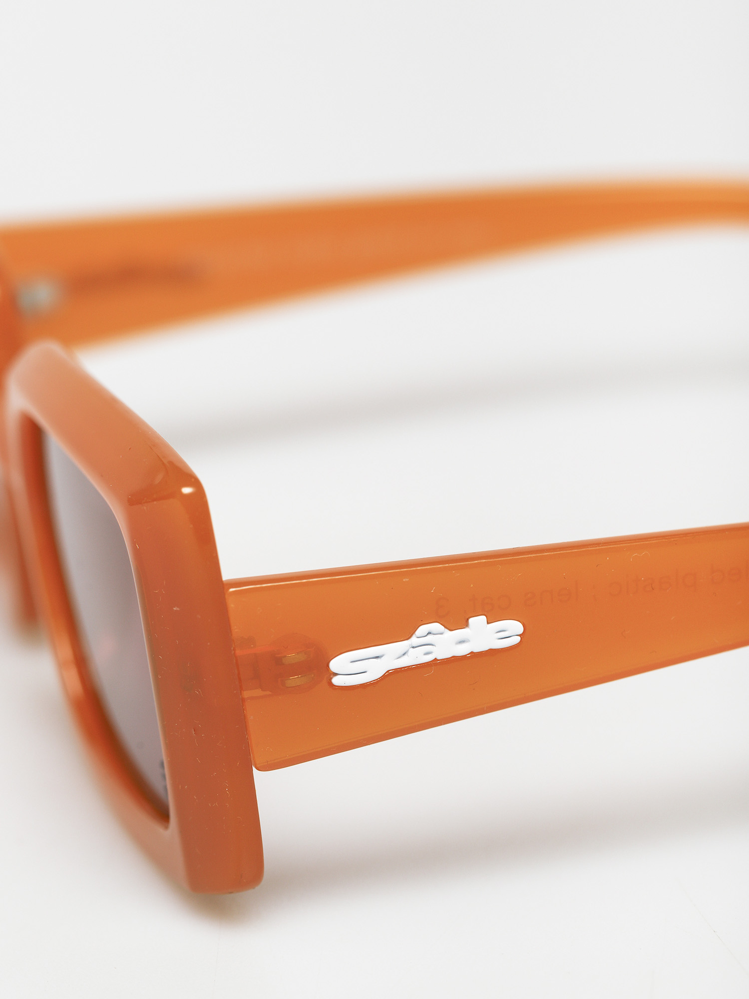 Szade Dart Sunglasses (burnt honey/cherry cola)