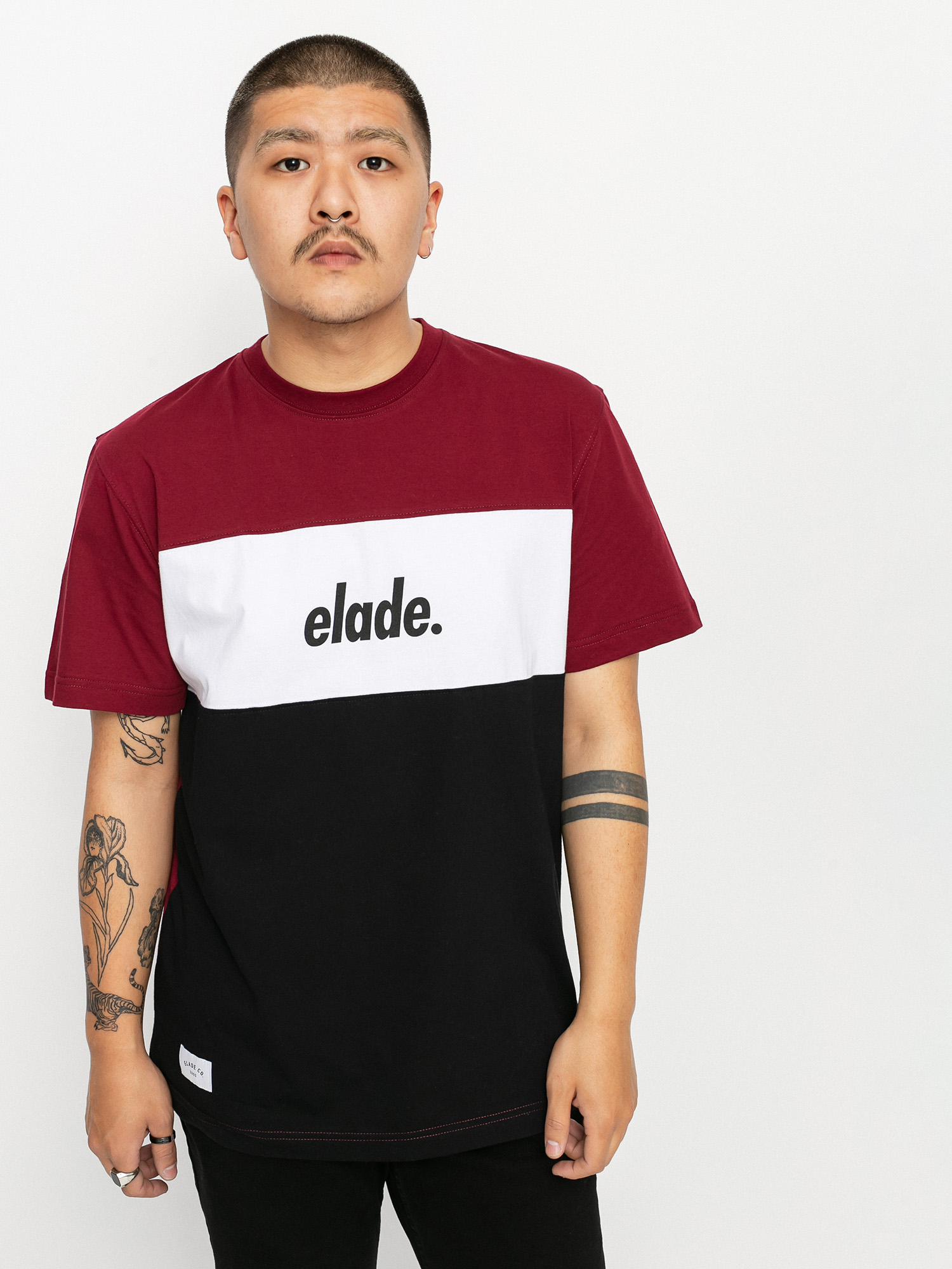 white and maroon shirt