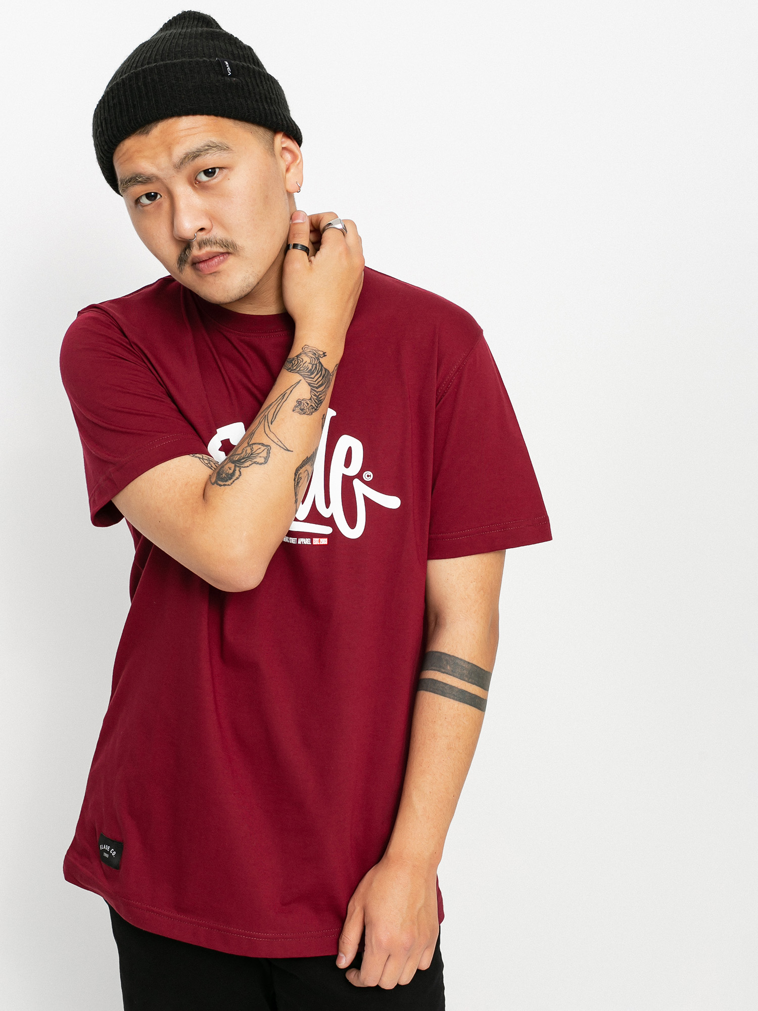 Elade Tag T-shirt (maroon)