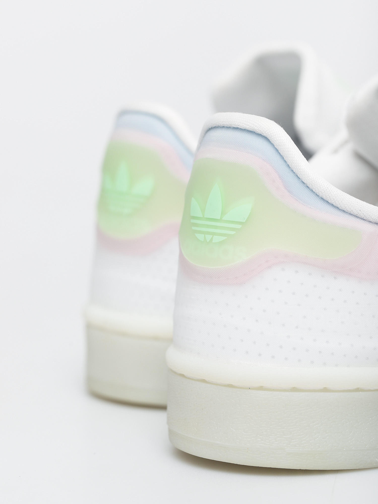 adidas Originals Superstar Futureshell Shoes Wmn (ftwwht/ftwwht/glomin)