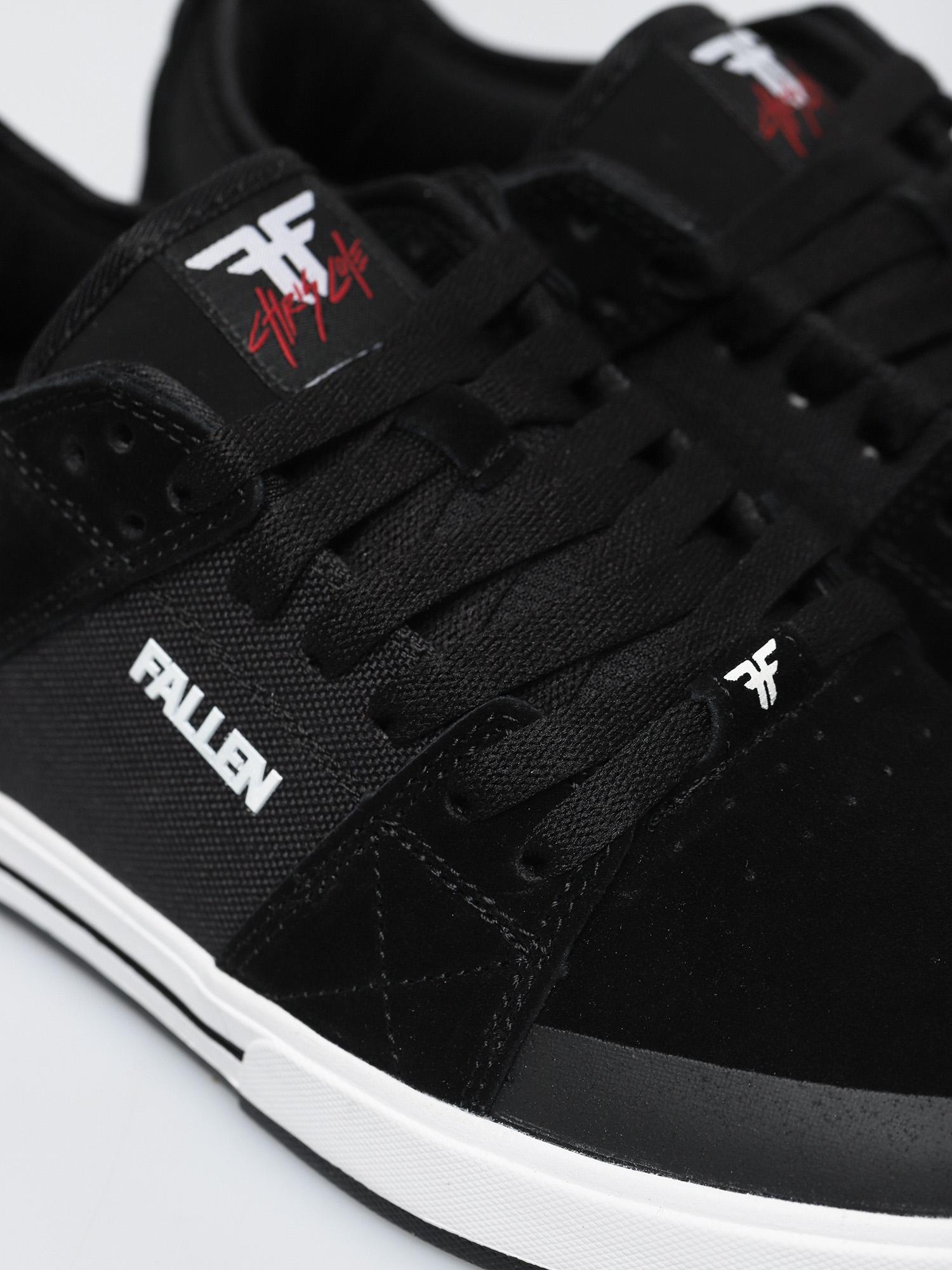 Fallen Trooper Shoes (black/white)