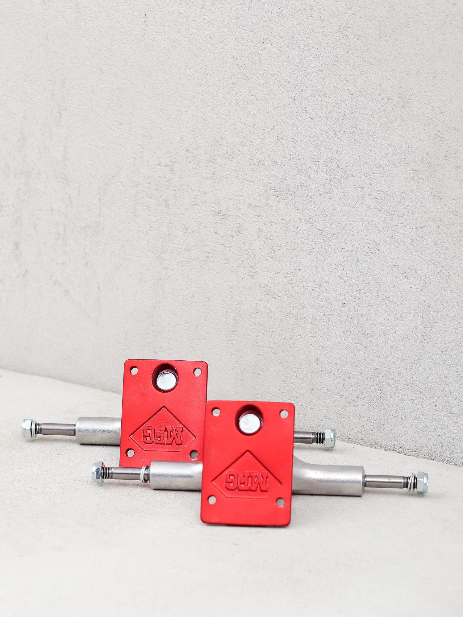 Ace Classic Trucks (polished/red)