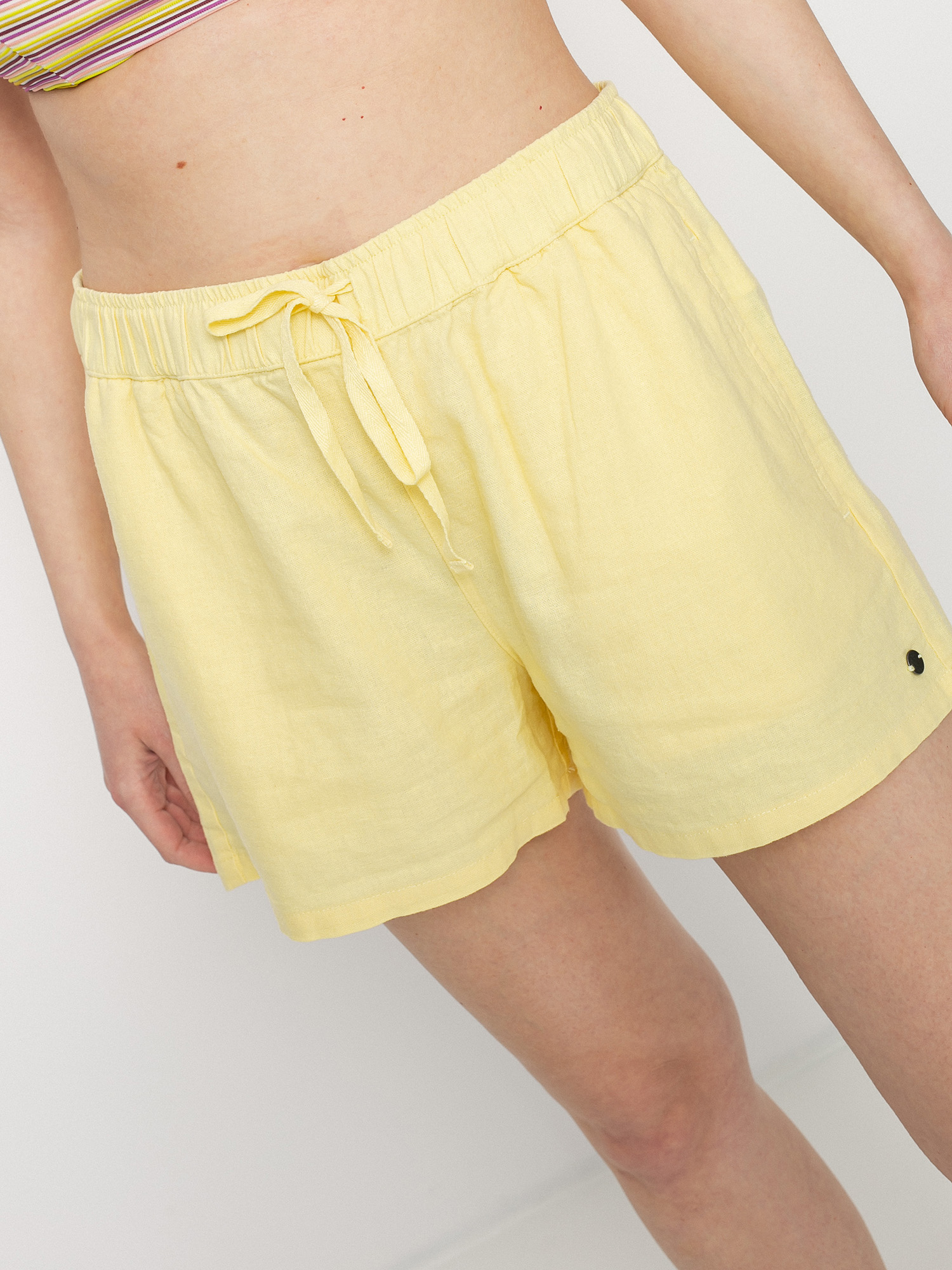 Roxy Love Square Shorts Wmn (pale banana)