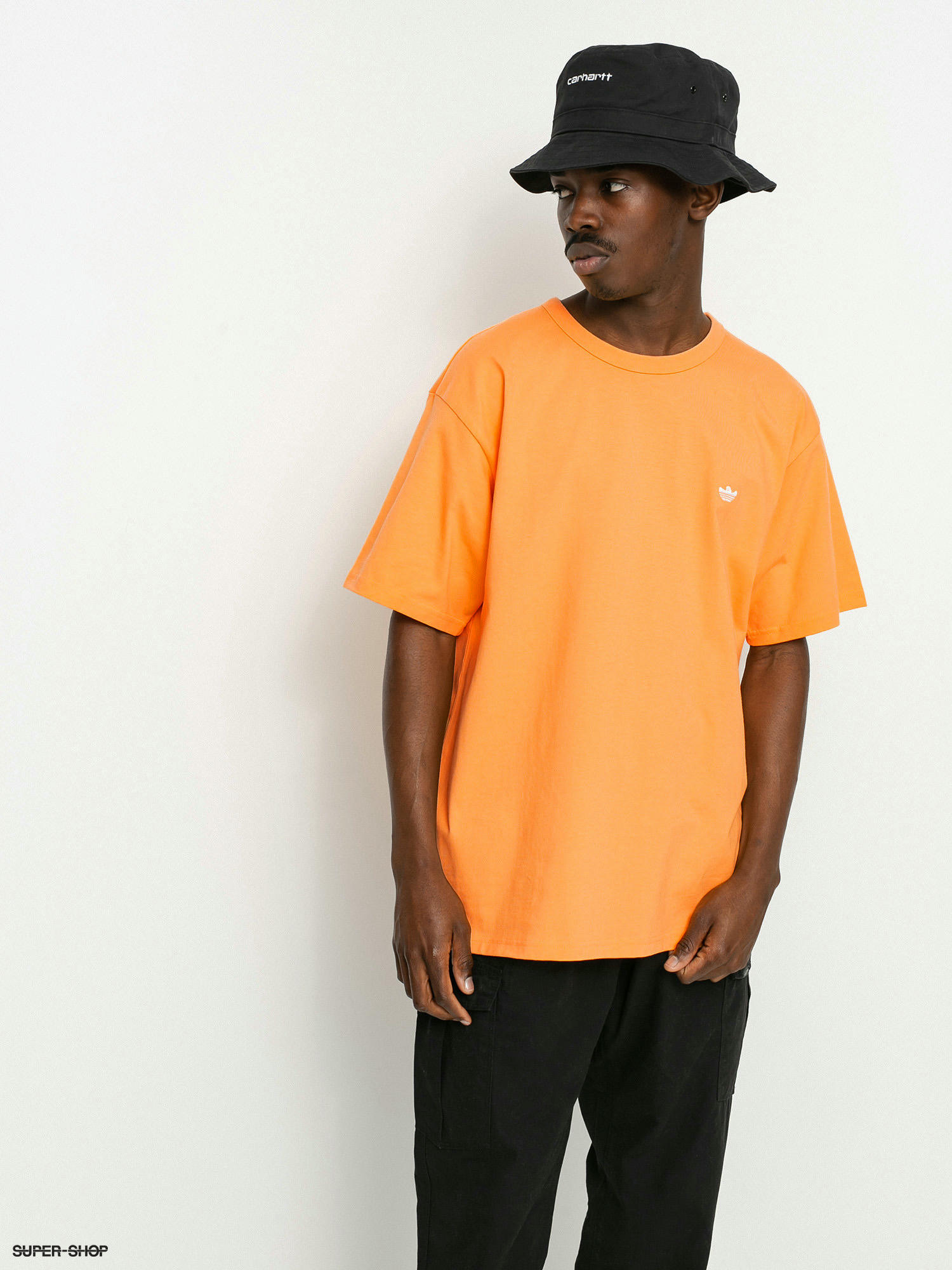 orange t shirt h