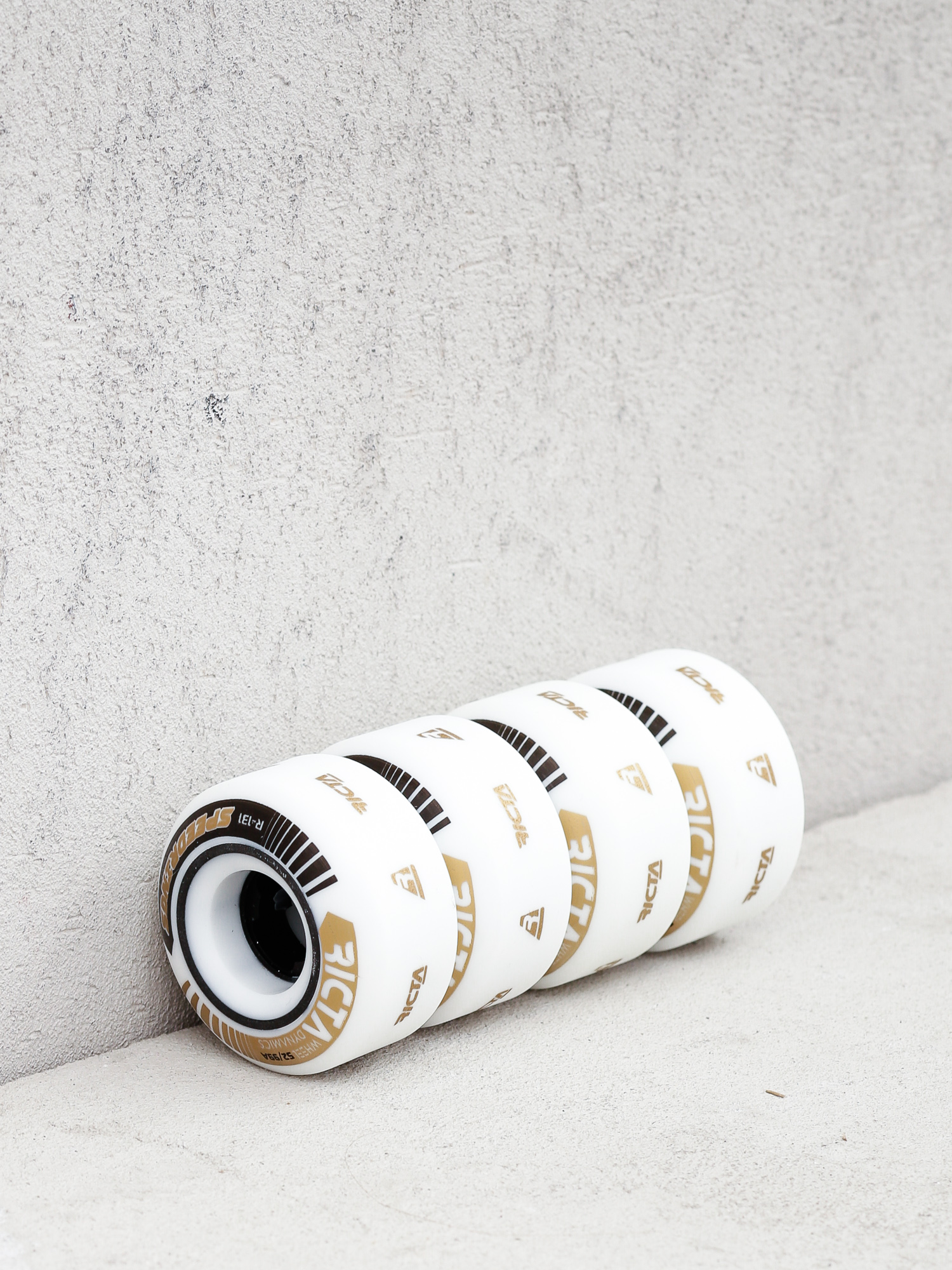 Ricta Speedrings Slim 99a Wheels (white/gold)