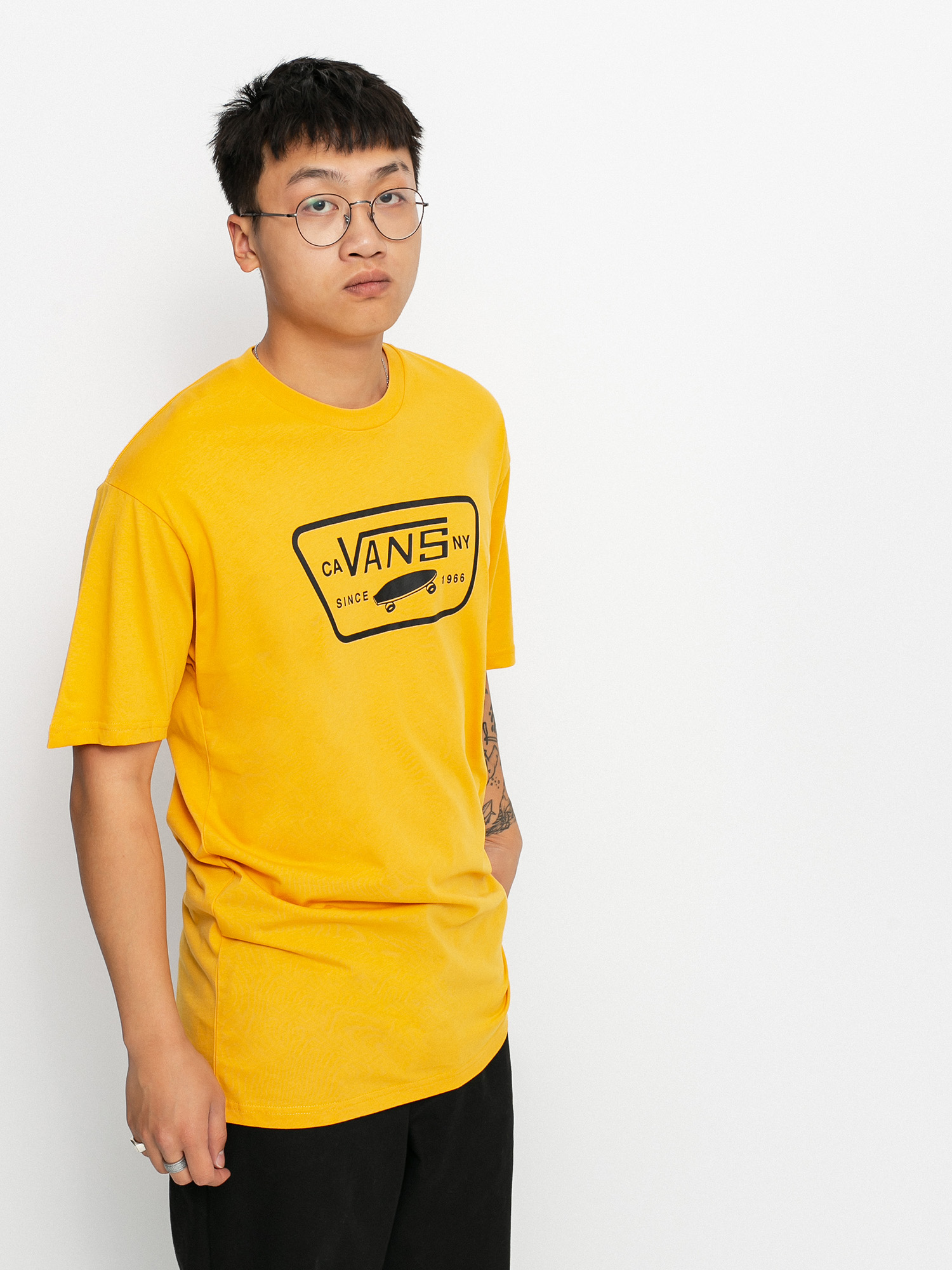 Vans Full Patch T-Shirt (golden glow/black)